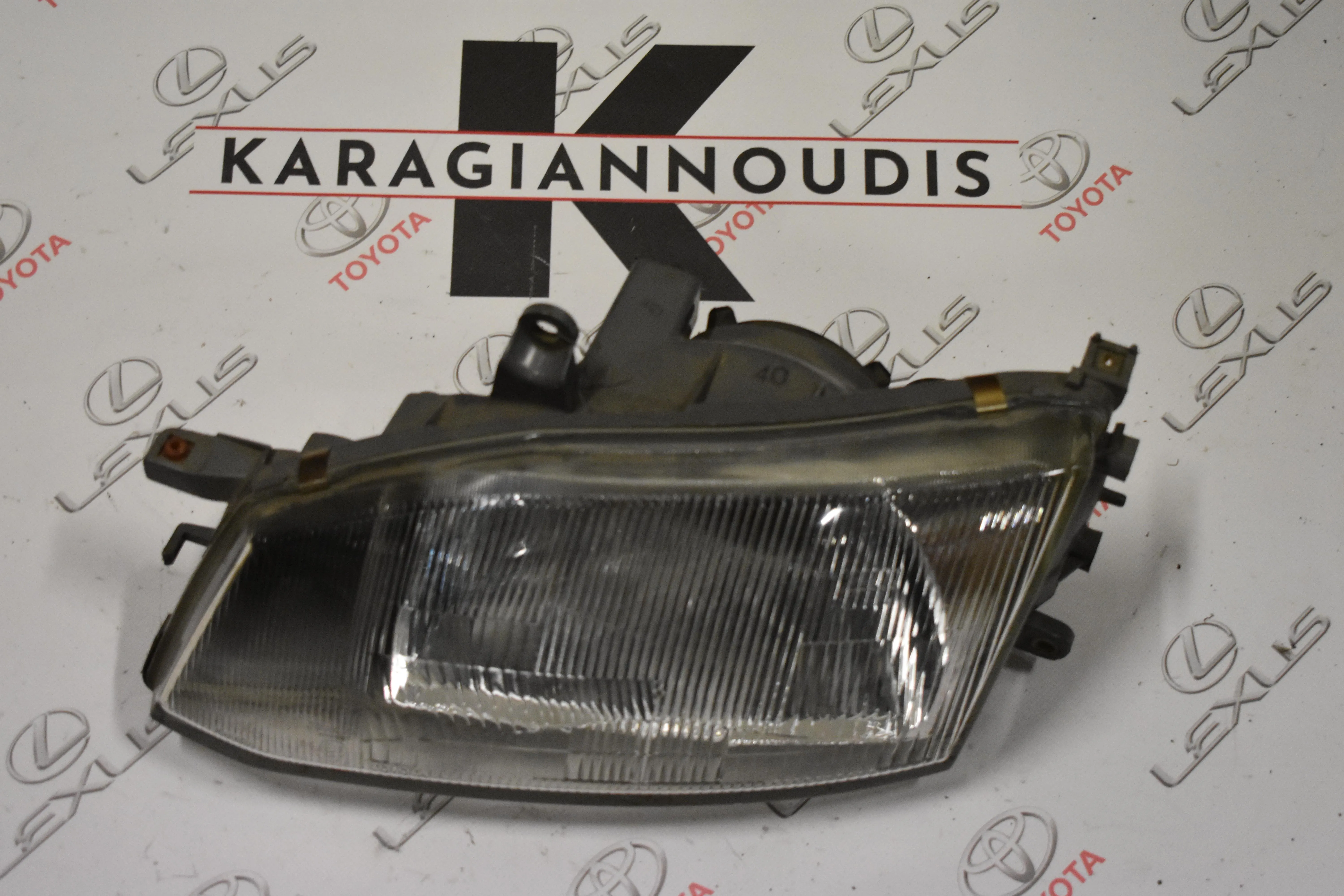 ΦΑΝΑΡΙ -Ε- ΑΡΙΣΤΕΡΟ  Toyota Hiace 1995 – 2005