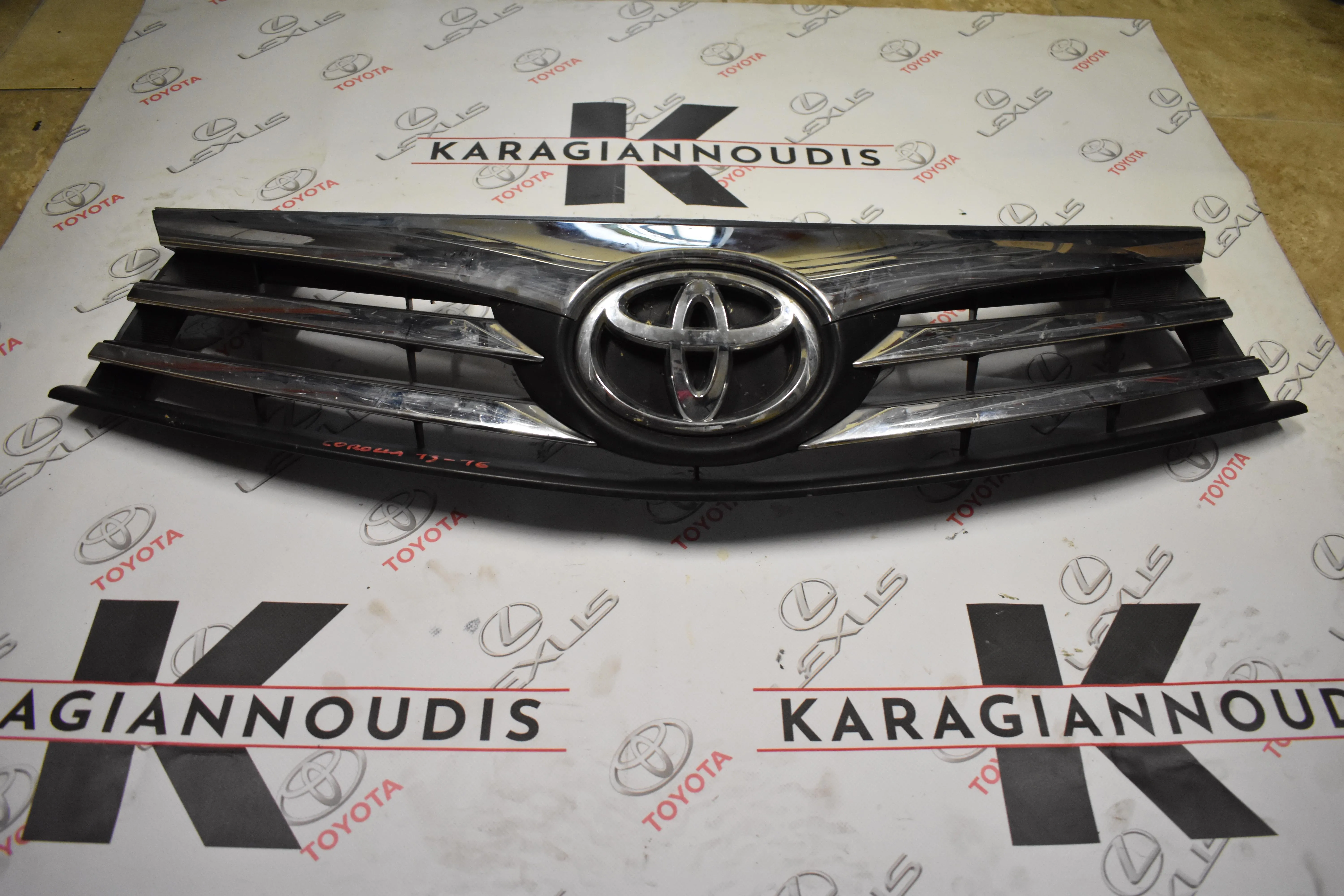 ΜΑΣΚΑ  Toyota COROLLA SDN  NDE180 2013 – 2016