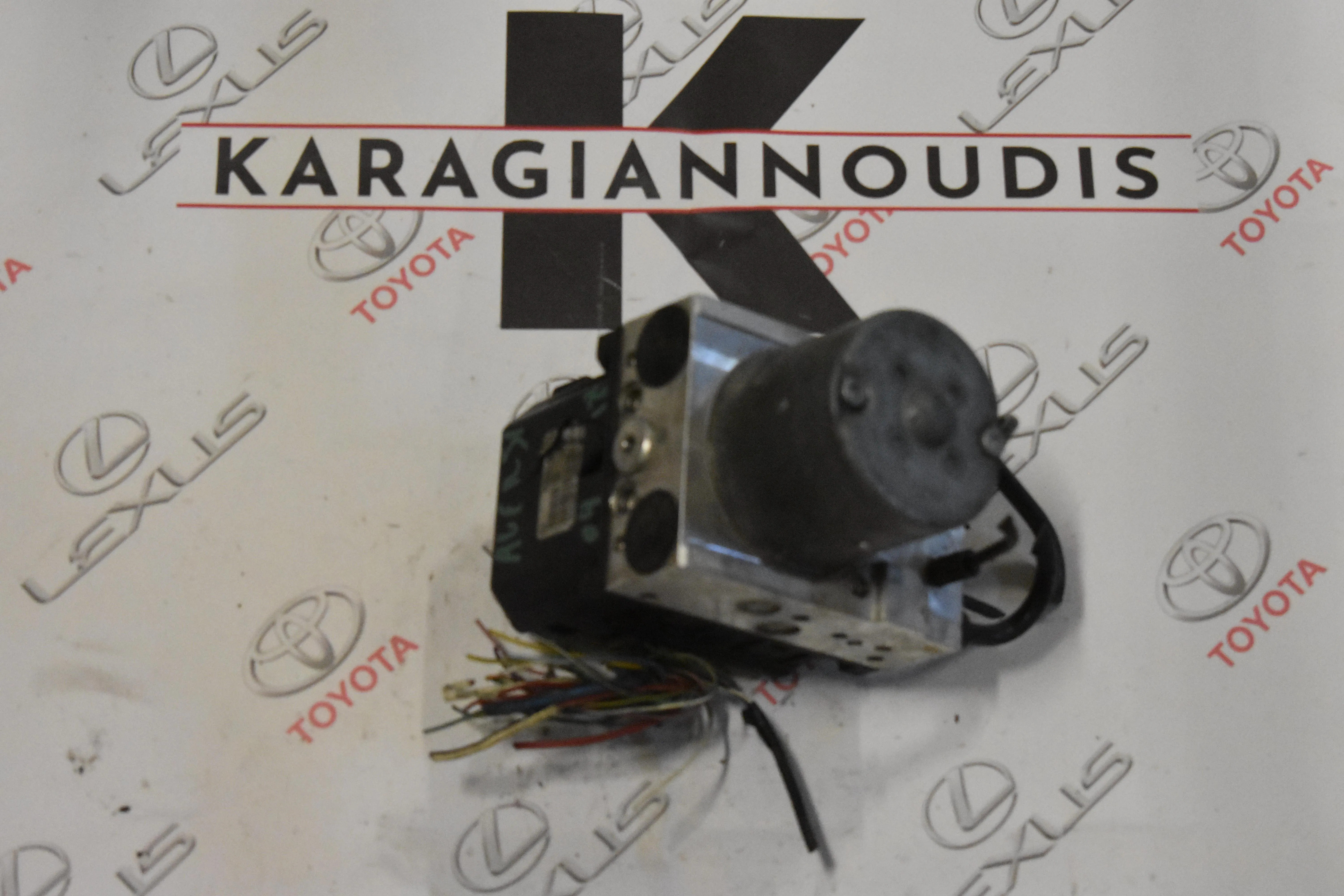 ABS Toyota AVENSIS T25 2003 – 2007