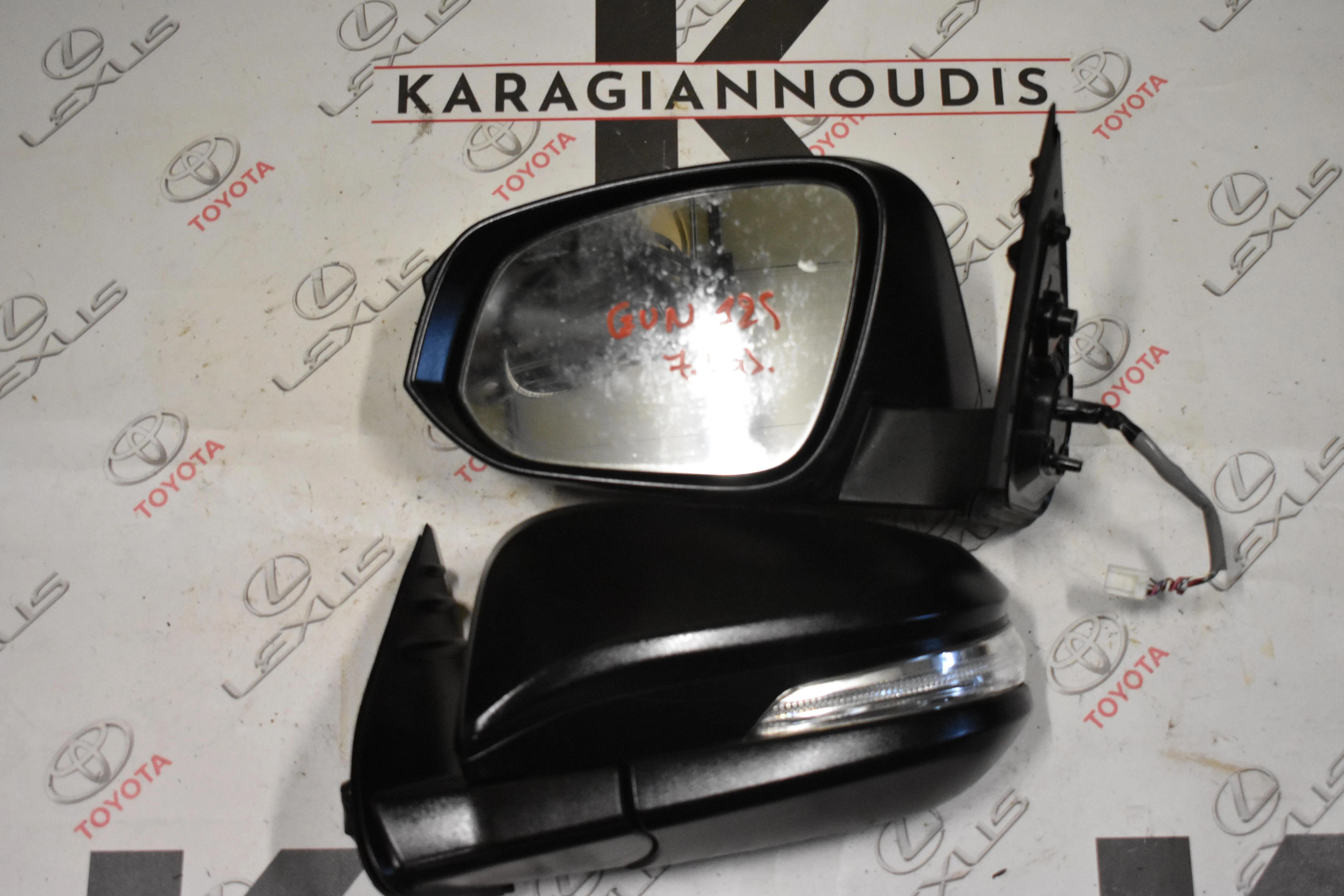 ΚΑΘΡΕΠΤΗΣ ΑΡΙΣΤΕΡΟΣ 7 ΚΑΛ Toyota HILUX GUN 125 2016 – 2019