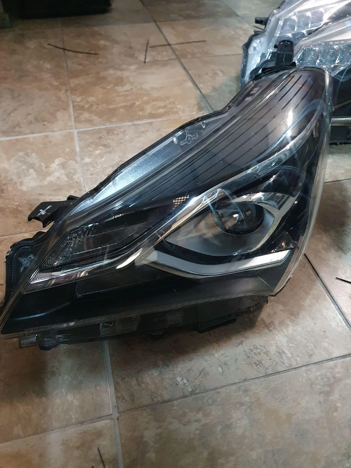 ΦΑΝΑΡΙ -Ε- ΑΡΙΣΤΕΡΟ Toyota YARIS SCP130 2017 – 2019