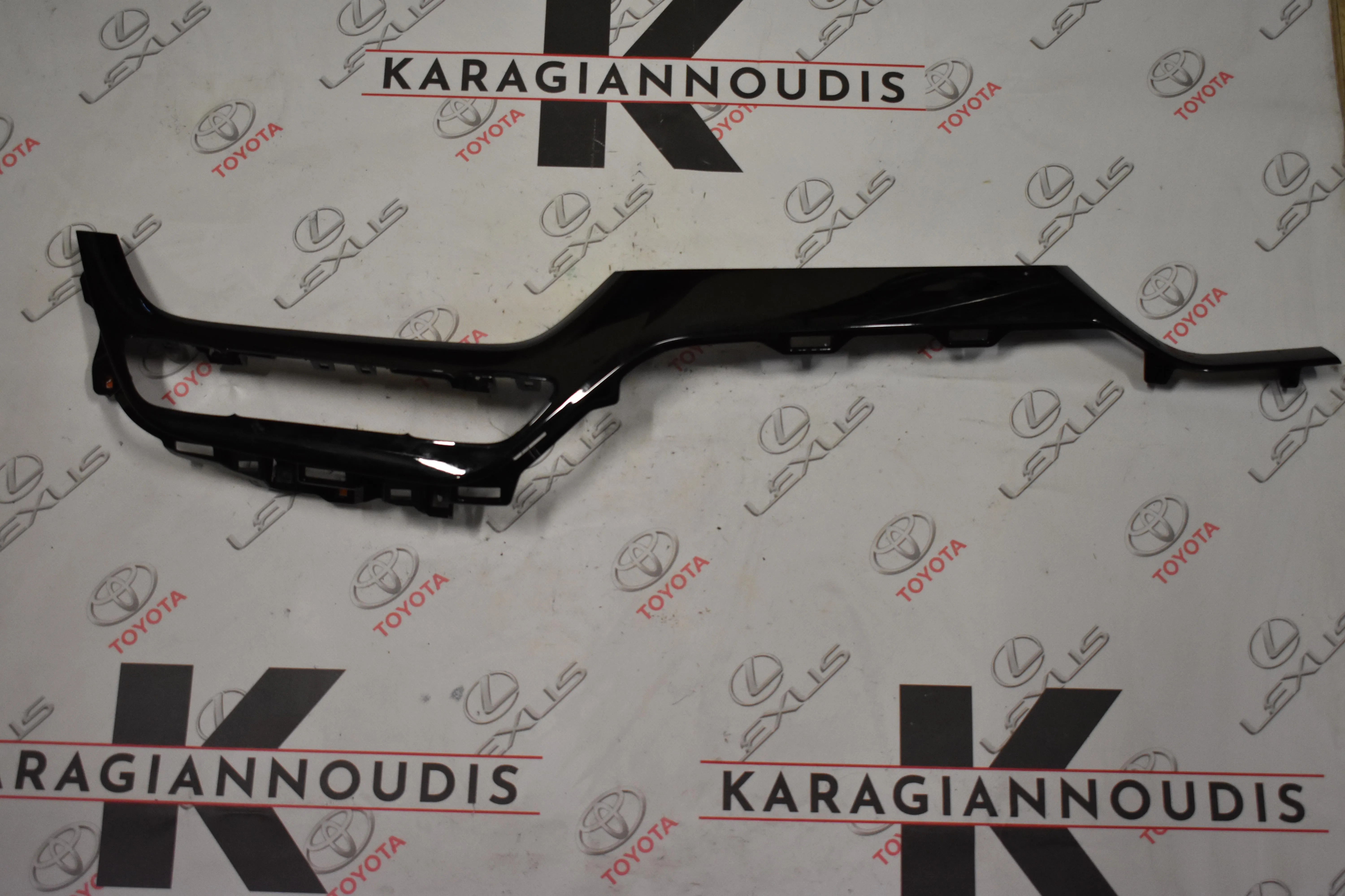 ΚΟΝΣΟΛΑ Toyota CHR 2017 – 2021
