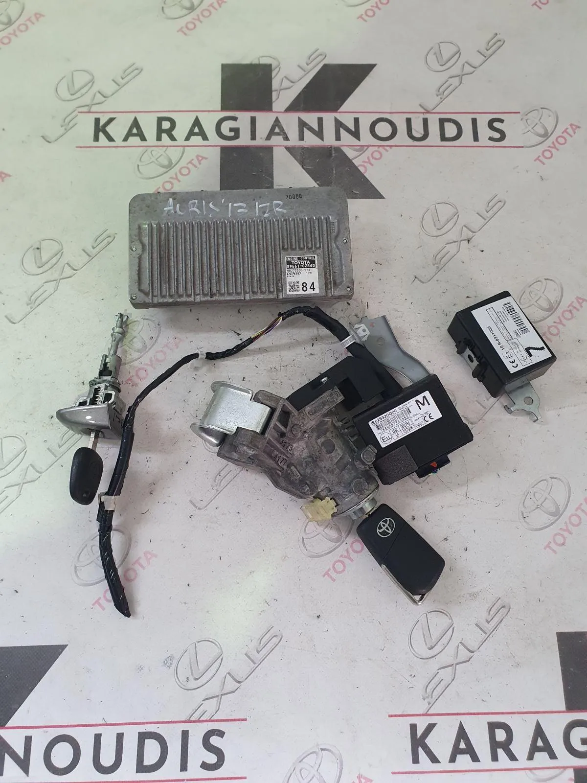 ΕΓΚΈΦΑΛΟΣ + ΚΊΤ Toyota Auris 2012 – 2017