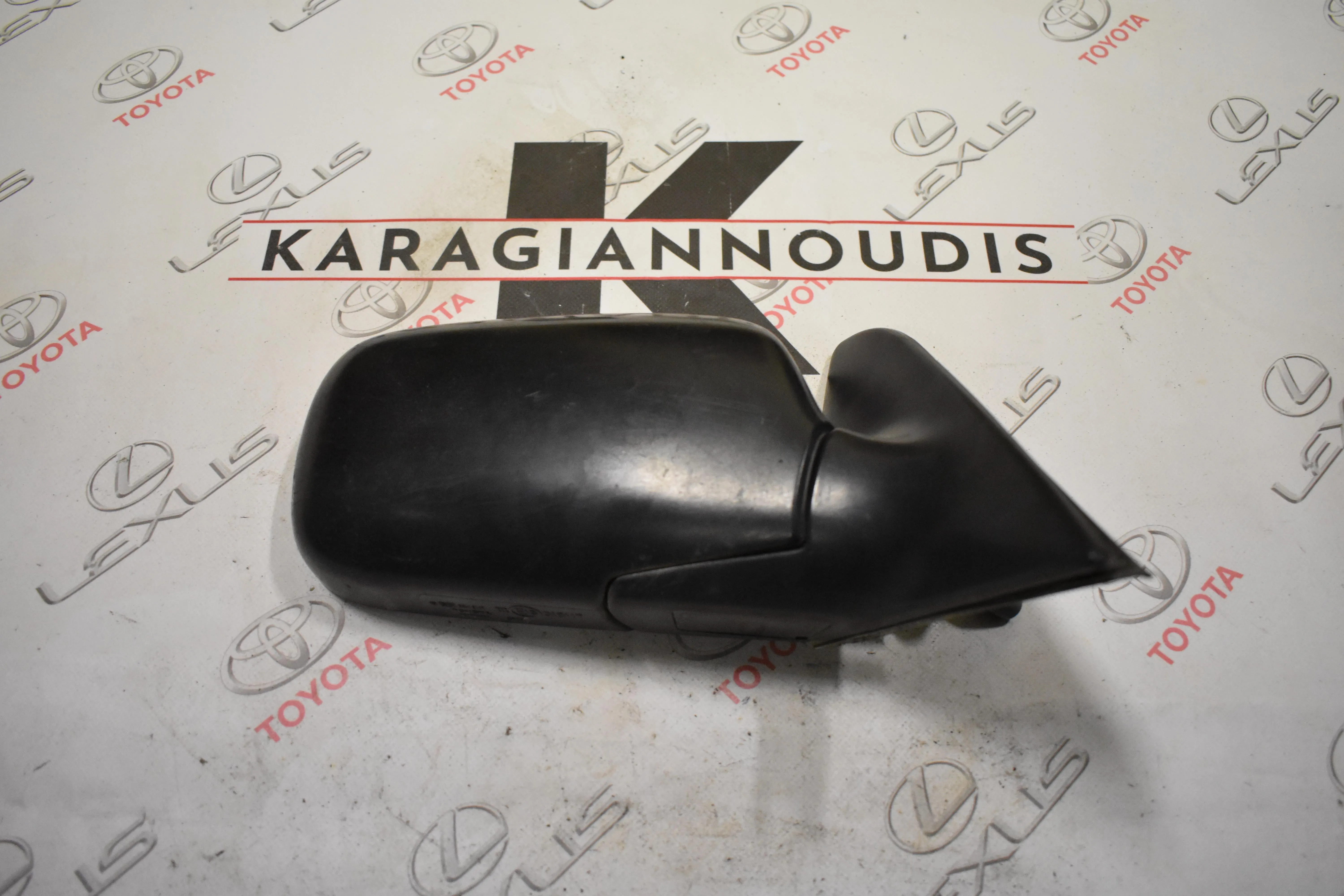 ΚΑΘΡΕΠΤΗΣ ΔΕΞΙΟΣ ΧΕΙΡ Toyota COROLLA EE111 1997 – 2001