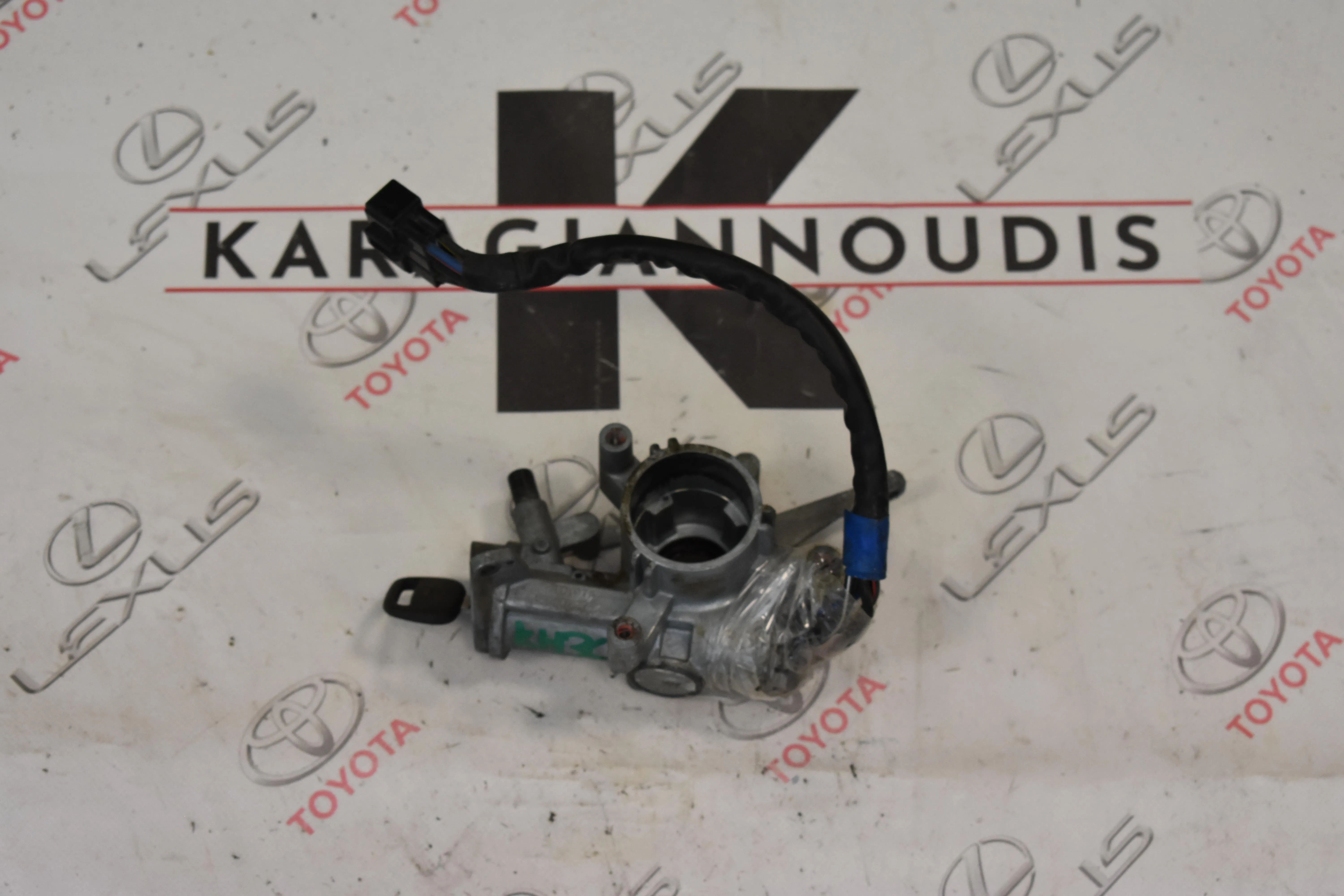 ΚΛΕΙΔΑΡΙΑ  Toyota Hiace 1995 – 2005