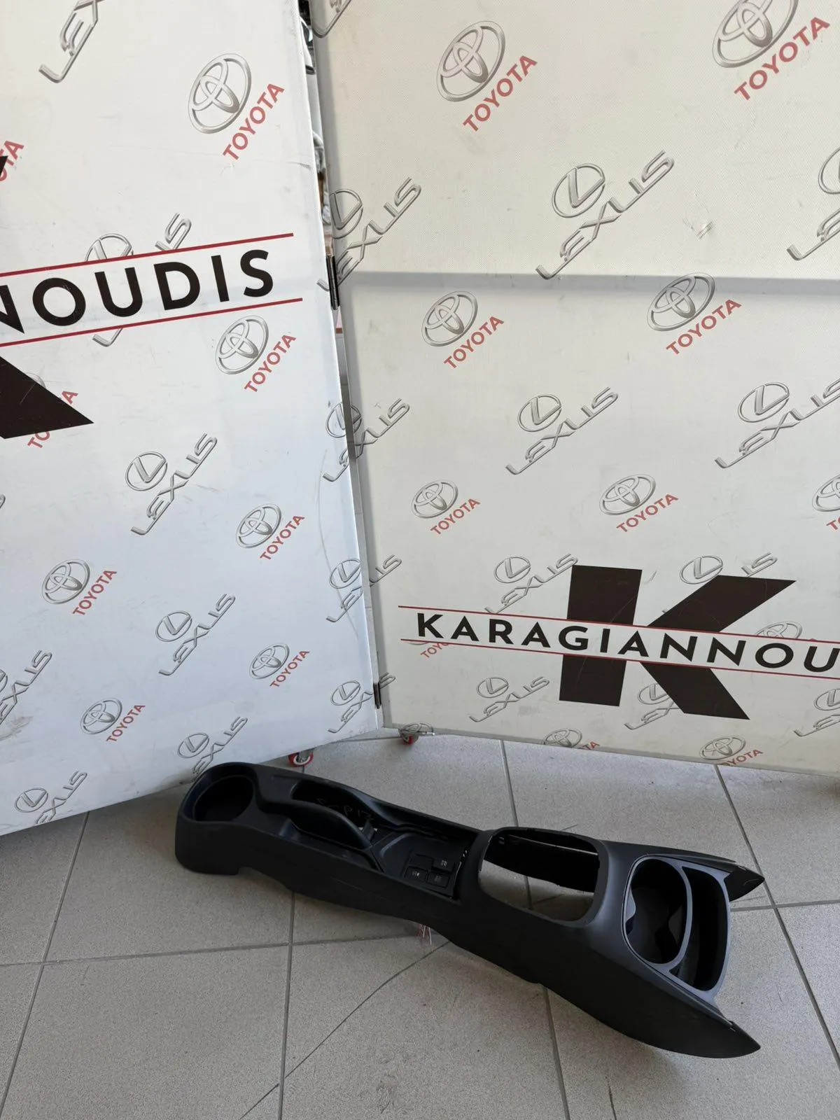 ΤΕΜΠΕΛΗΣ Toyota YARIS SCP130 2015 – 2019