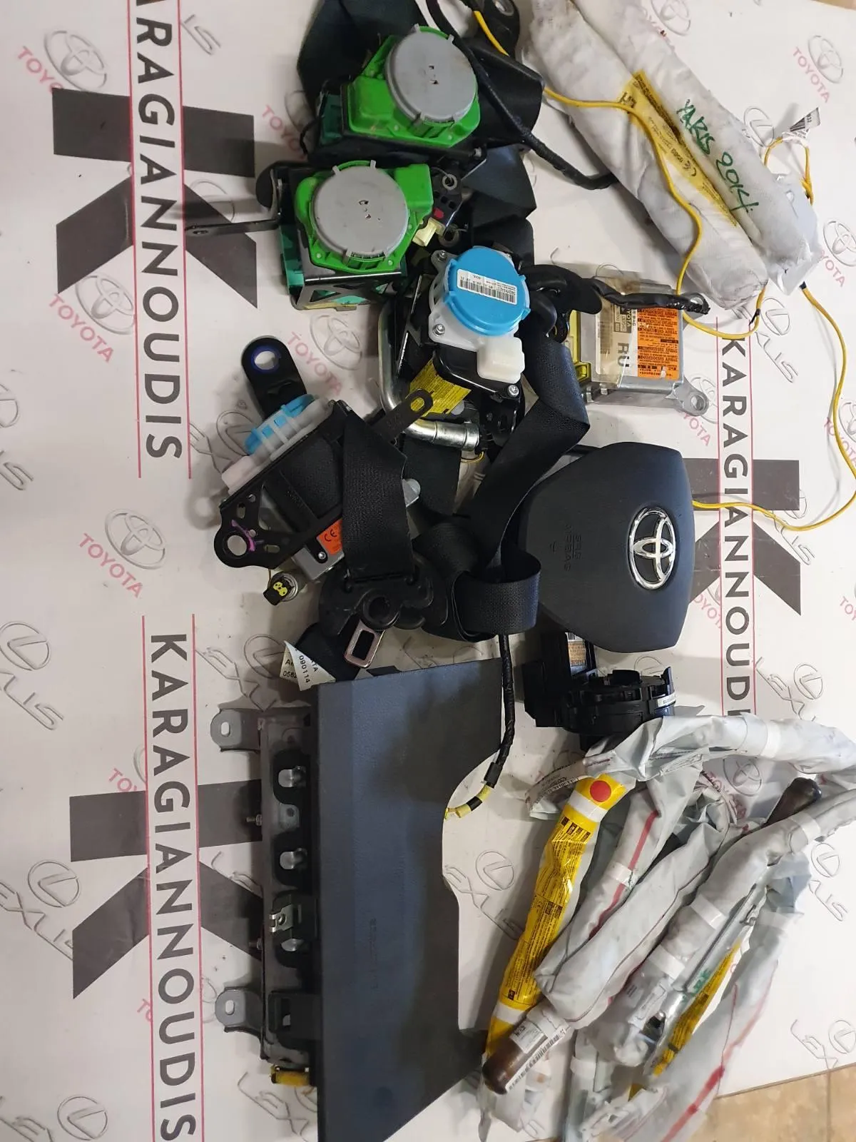 ΣΕΤ AIRBAG Toyota YARIS SCP130 2012 – 2019