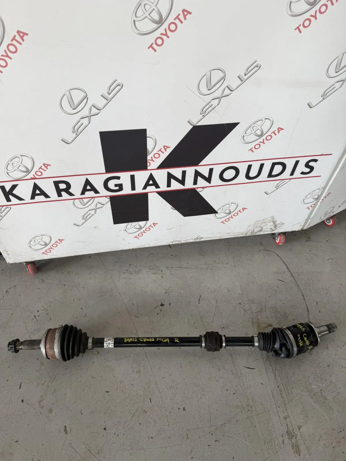 ΗΜΙΑΞΟΝΙΟ ΔΕΞΙ Toyota YARIS CROSS 2022 – 2026