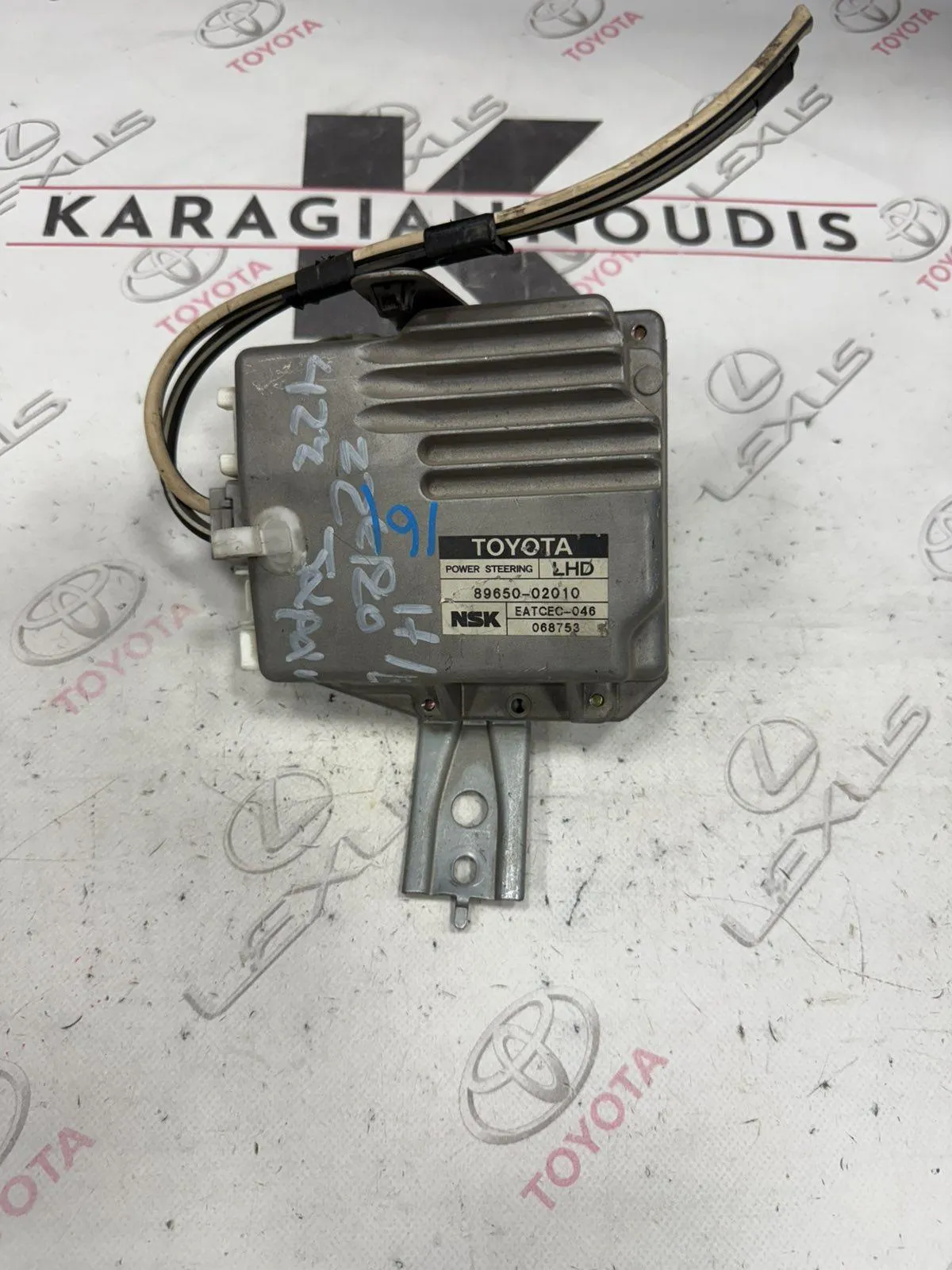 ΠΛΑΚΈΤΕΣ Toyota COROLLA ZZE120  2002 – 2006