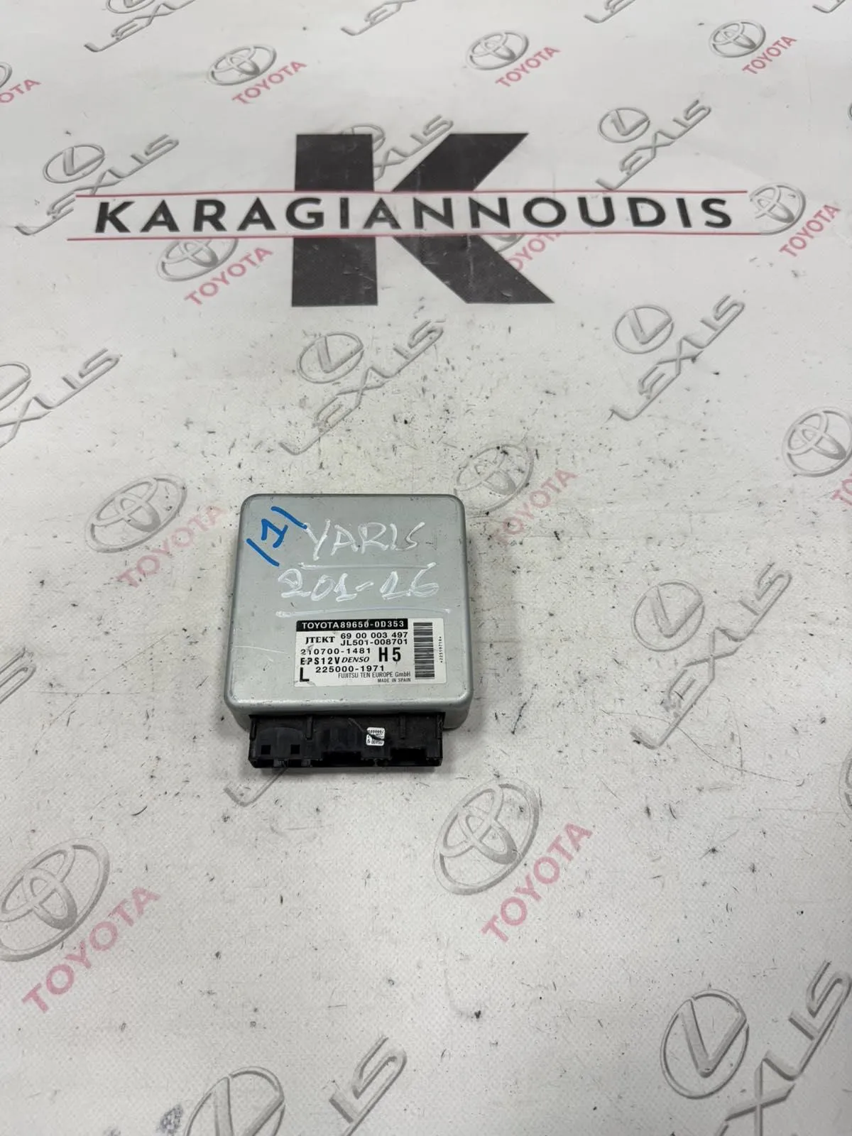 ΠΛΑΚΈΤΕΣ Toyota YARIS SCP130 2012 – 2019