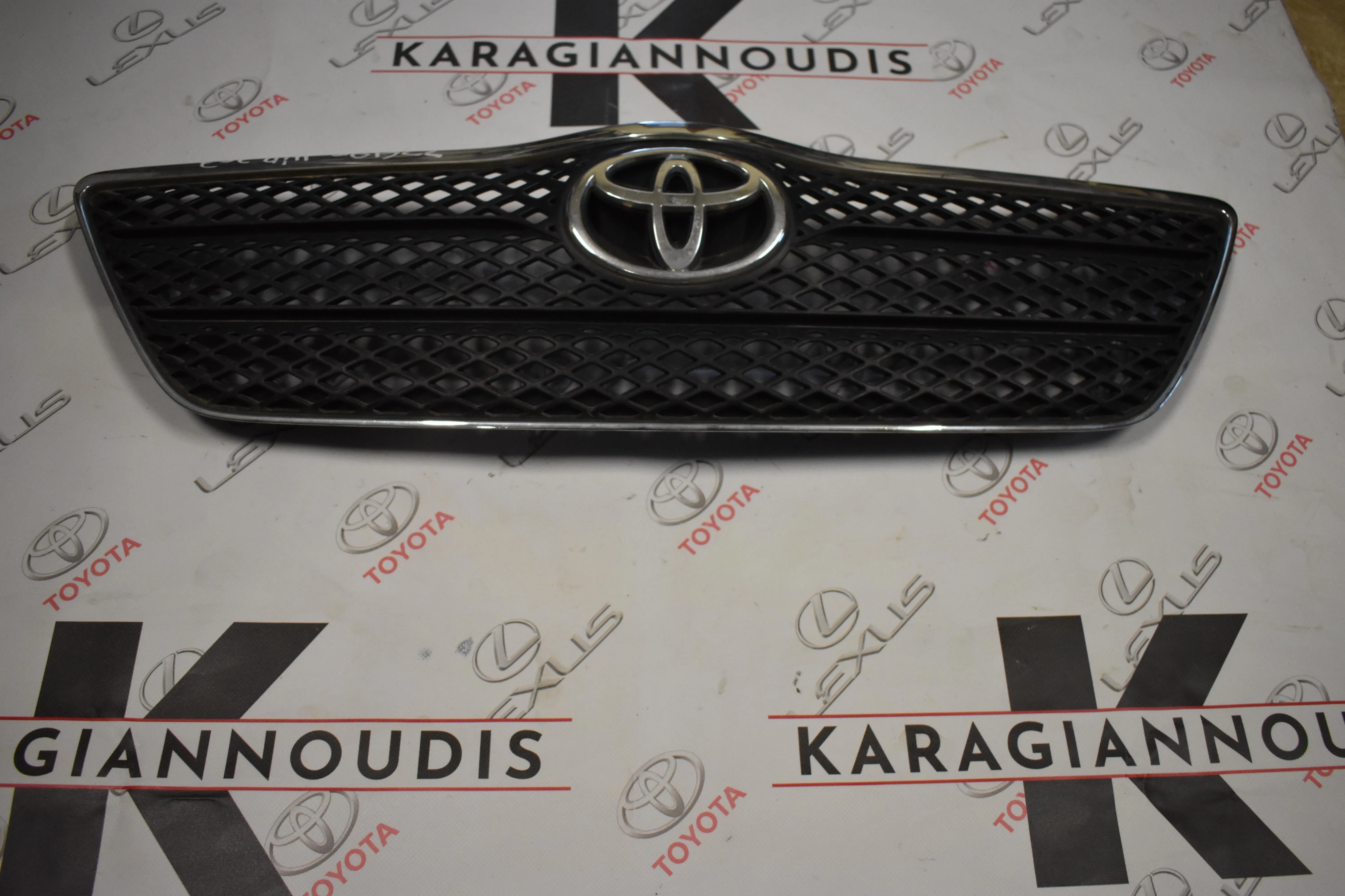 ΜΑΣΚΑ  Toyota COROLLA ZZE120  2002 – 2007
