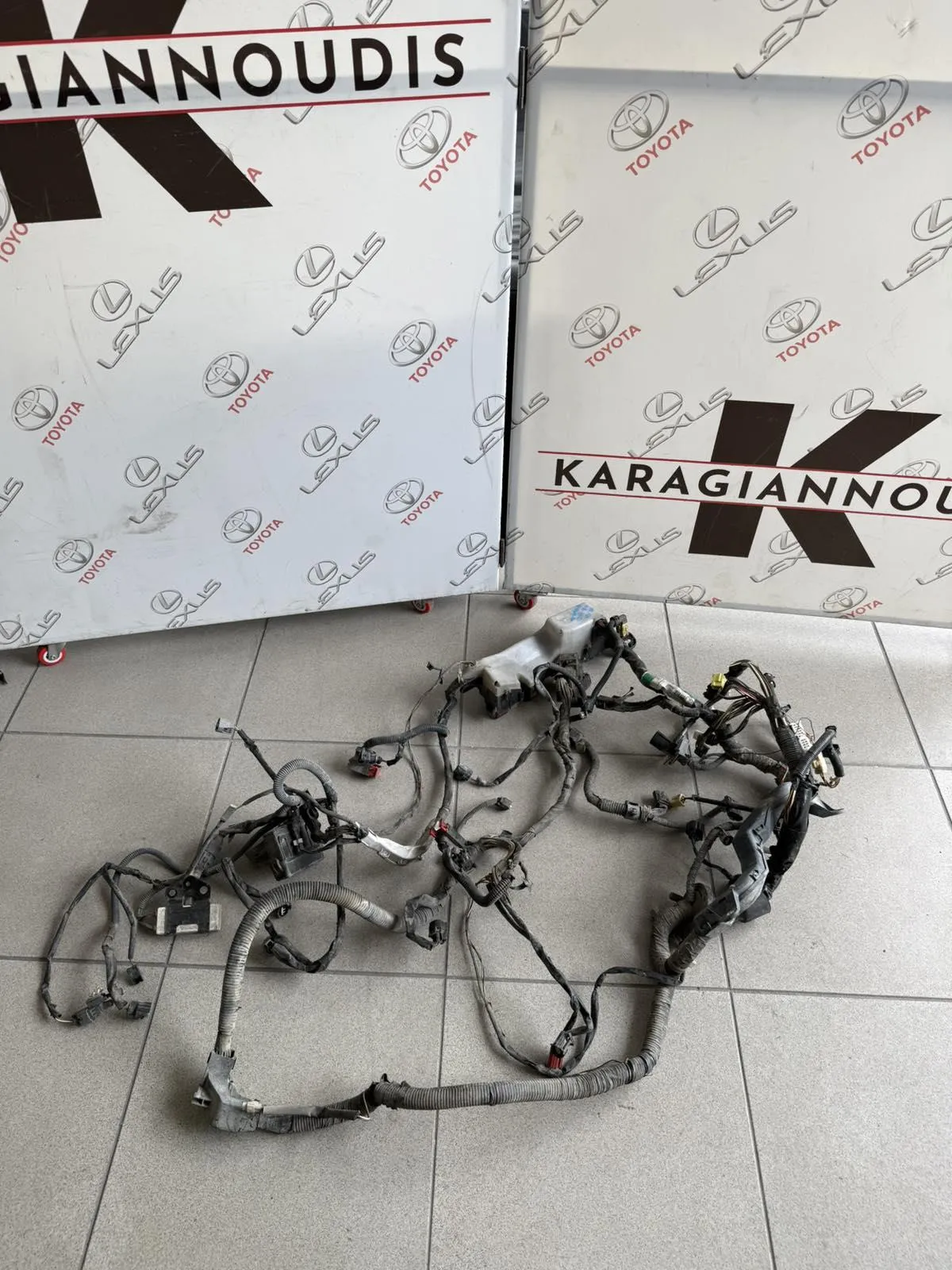 ΠΛΕΞΟΥΔΑ Toyota COROLLA ZZE120  2002 – 2007