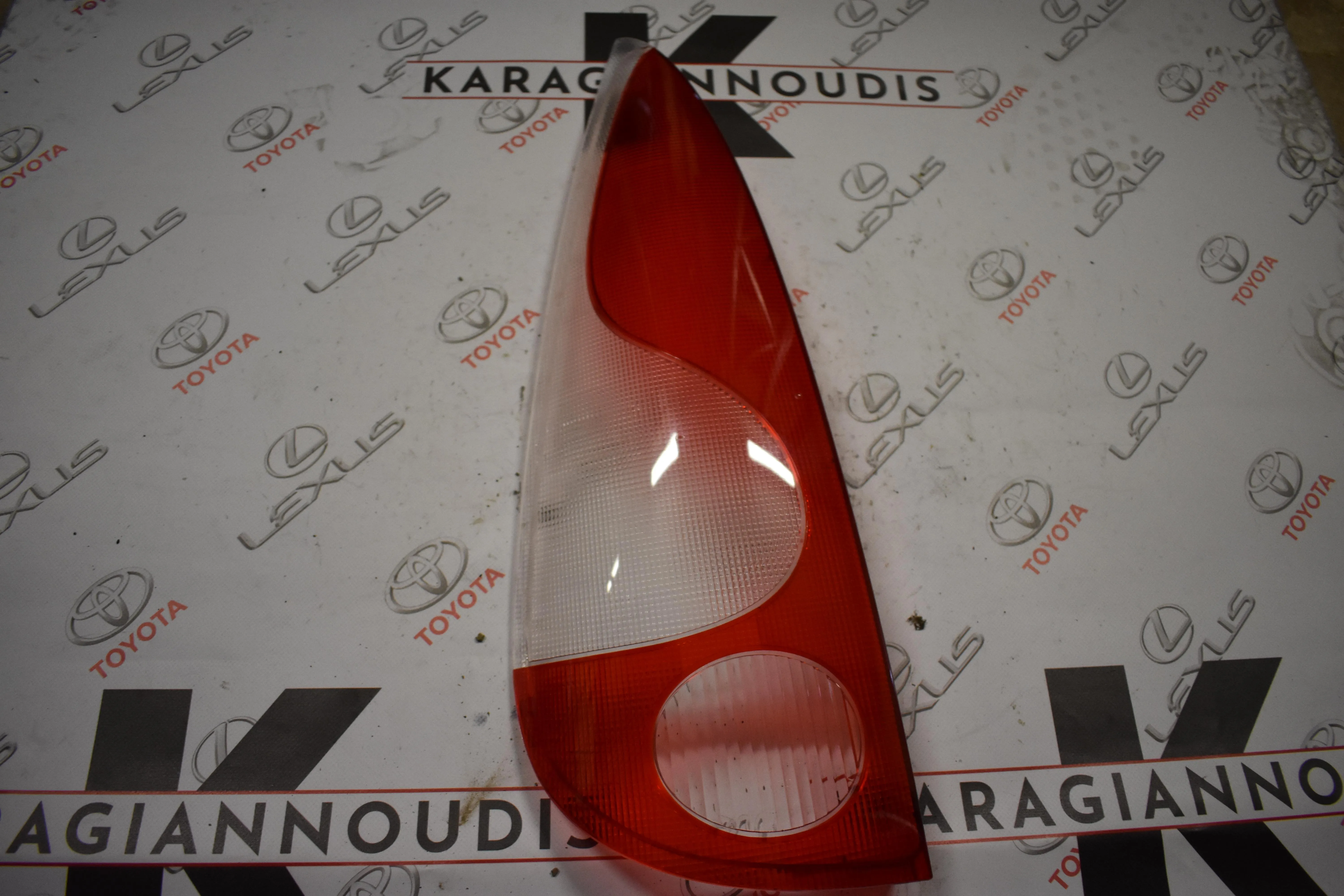 ΦΑΝΑΡΙ -Ο- ΑΡΙΣΤΕΡΟ Toyota YARIS VERSO 1999 – 2002
