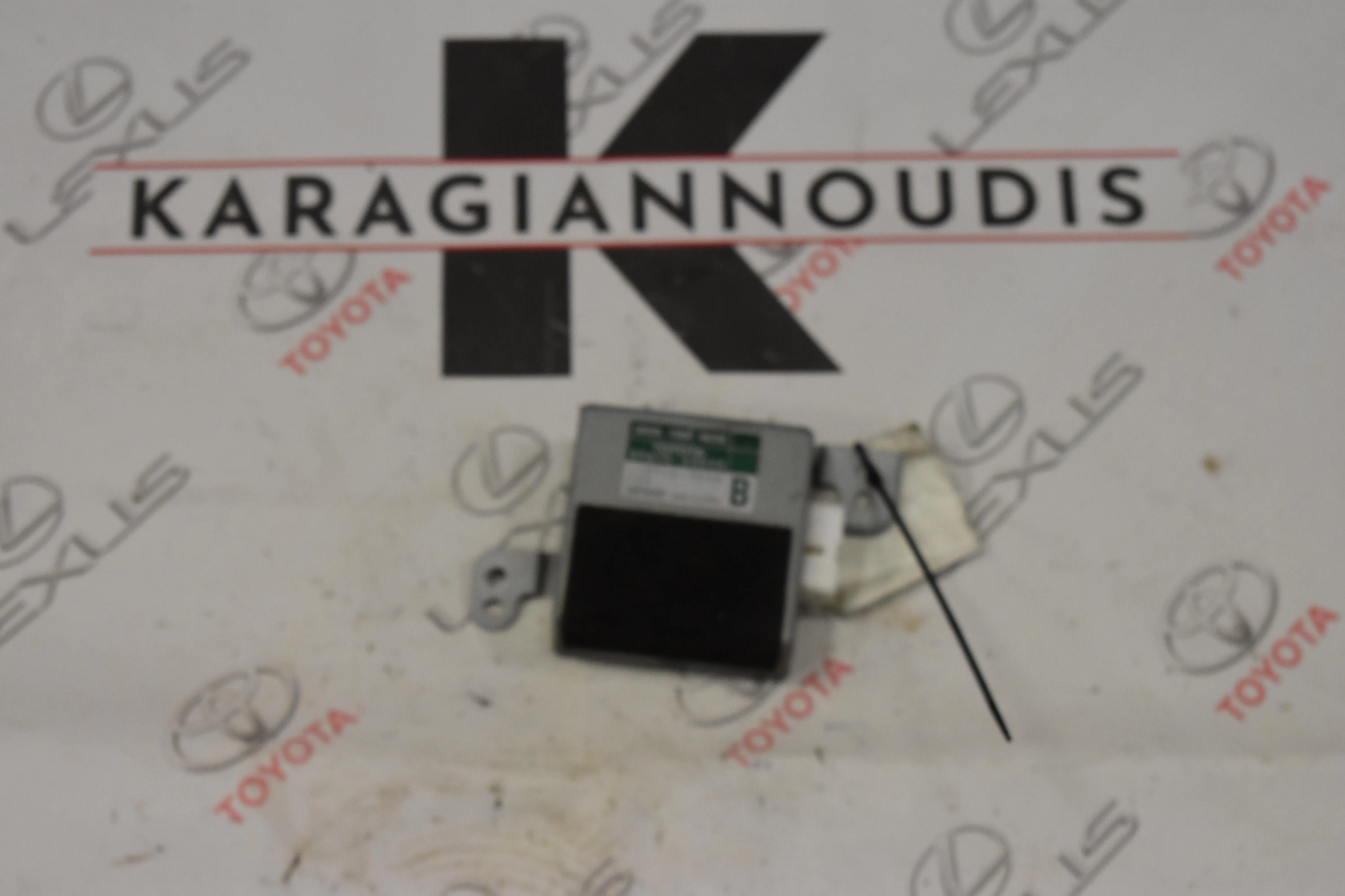 ΠΛΑΚΕΤΑ Toyota LAND CRUISER KDJ120 2004 – 2009