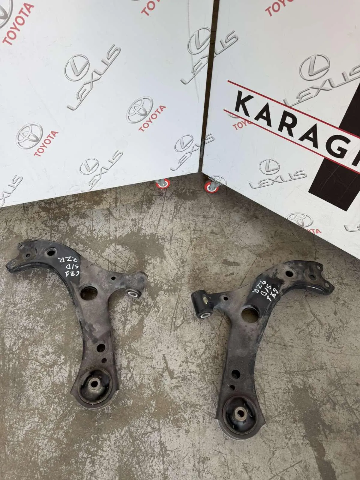 ΨΑΛΙΔΙ ΔΕΞΙ Toyota COROLLA E210 2018 – 2025
