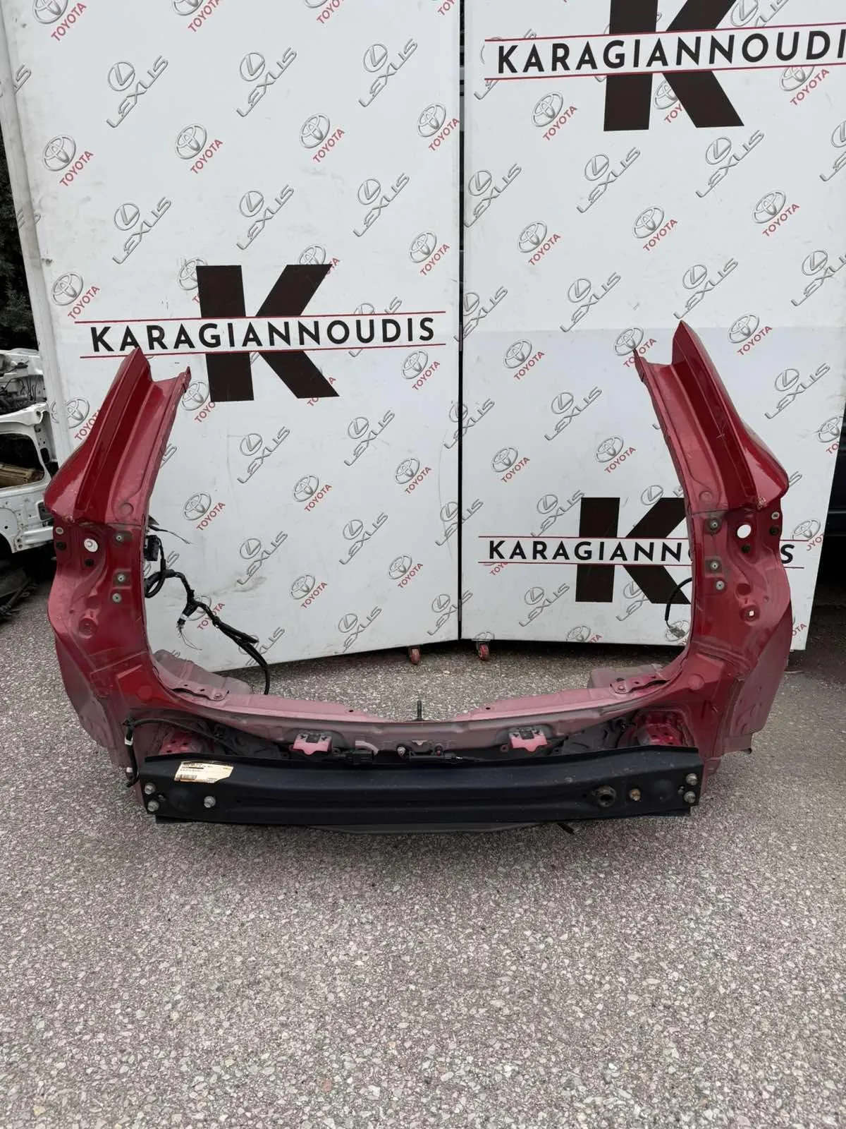 ΠΙΣΩ ΠΟΔΙΑ Toyota AURIS  VAN 2013 – 2018