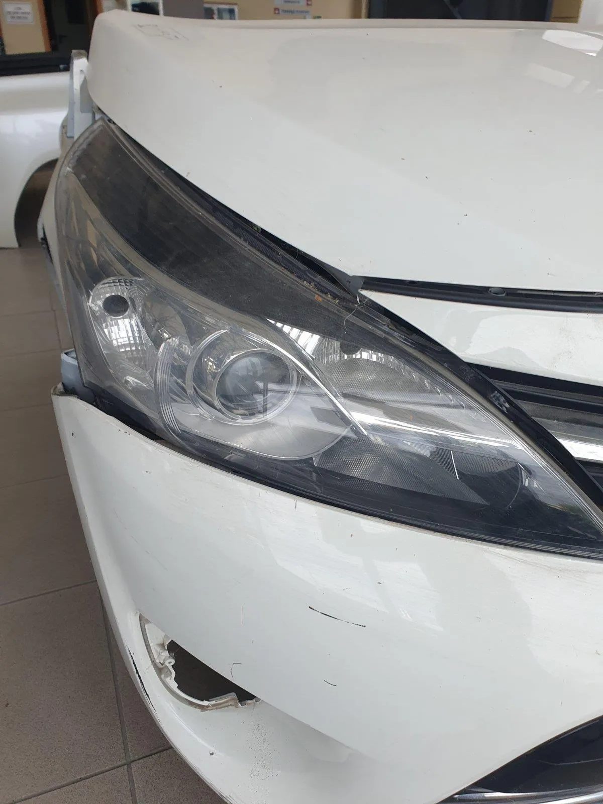 ΦΑΝΑΡΙ -Ε- ΔΕΞΙ Toyota Verso-S 2013 – 2016