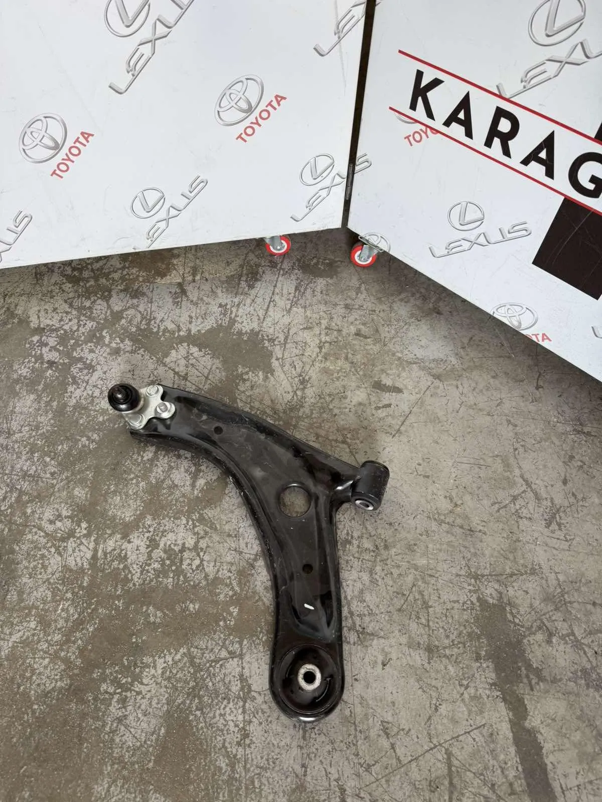 ΨΑΛΙΔΙ ΑΡΙΣΤΕΡΟ  Toyota YARIS CROSS 2020 – 2025