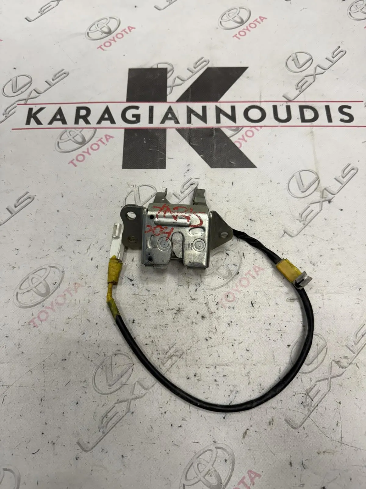 ΚΛΕΙΔΑΡΙΑ ΤΖΑΜΟΠΟΡΤΑΣ Toyota YARIS SCP10 1999 – 2005