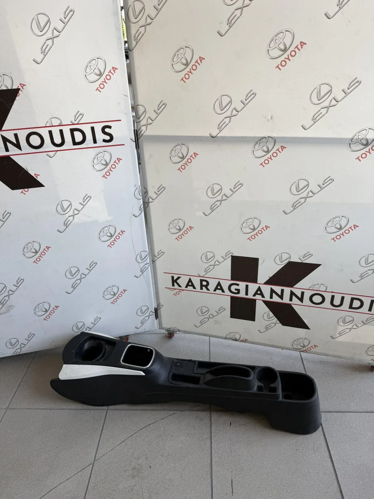 ΤΕΜΠΕΛΗΣ Toyota YARIS SCP130 2014 – 2018