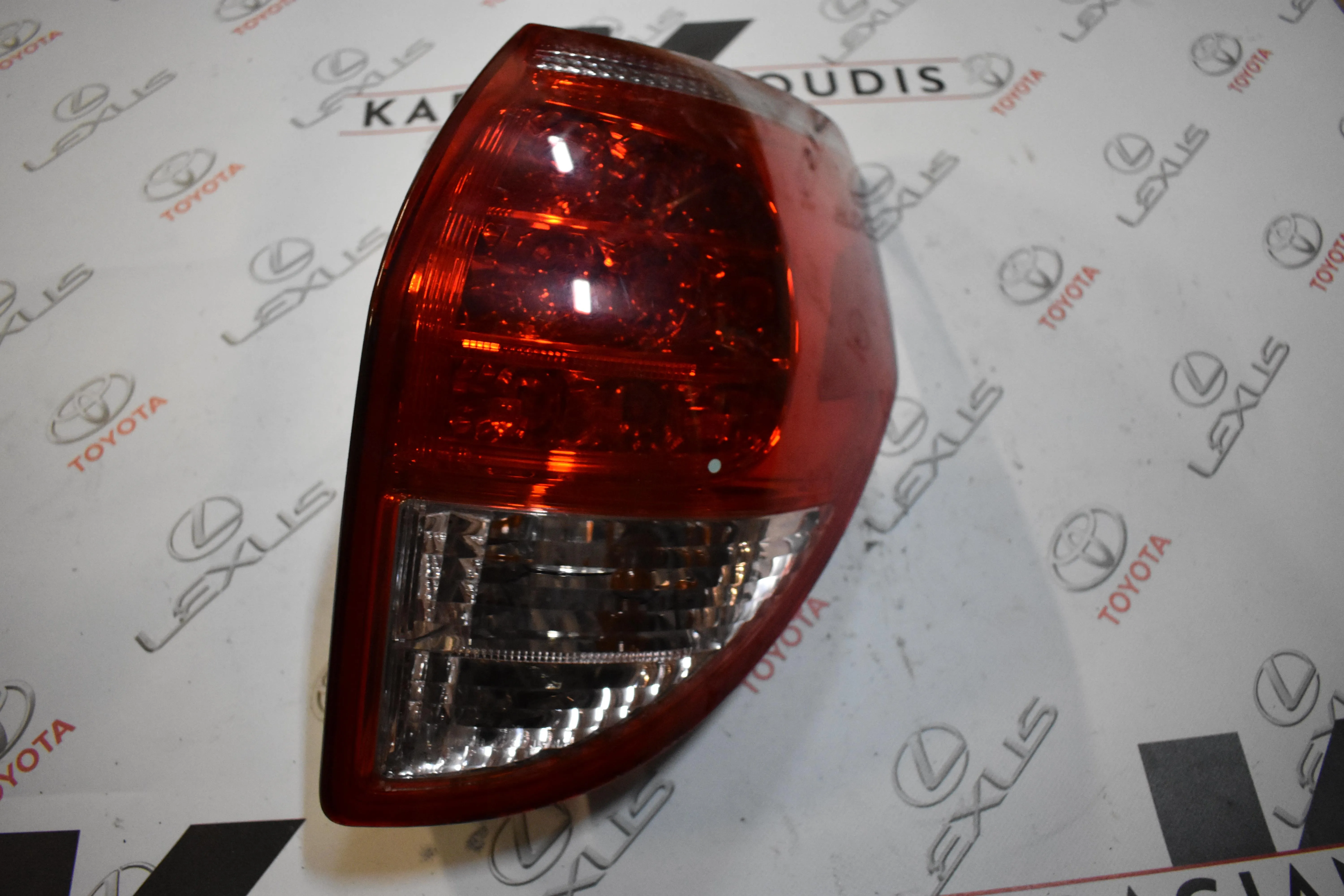 ΦΑΝΑΡΙ -Ο- ΔΕΞΙ Toyota RAV 4 2006 – 2009