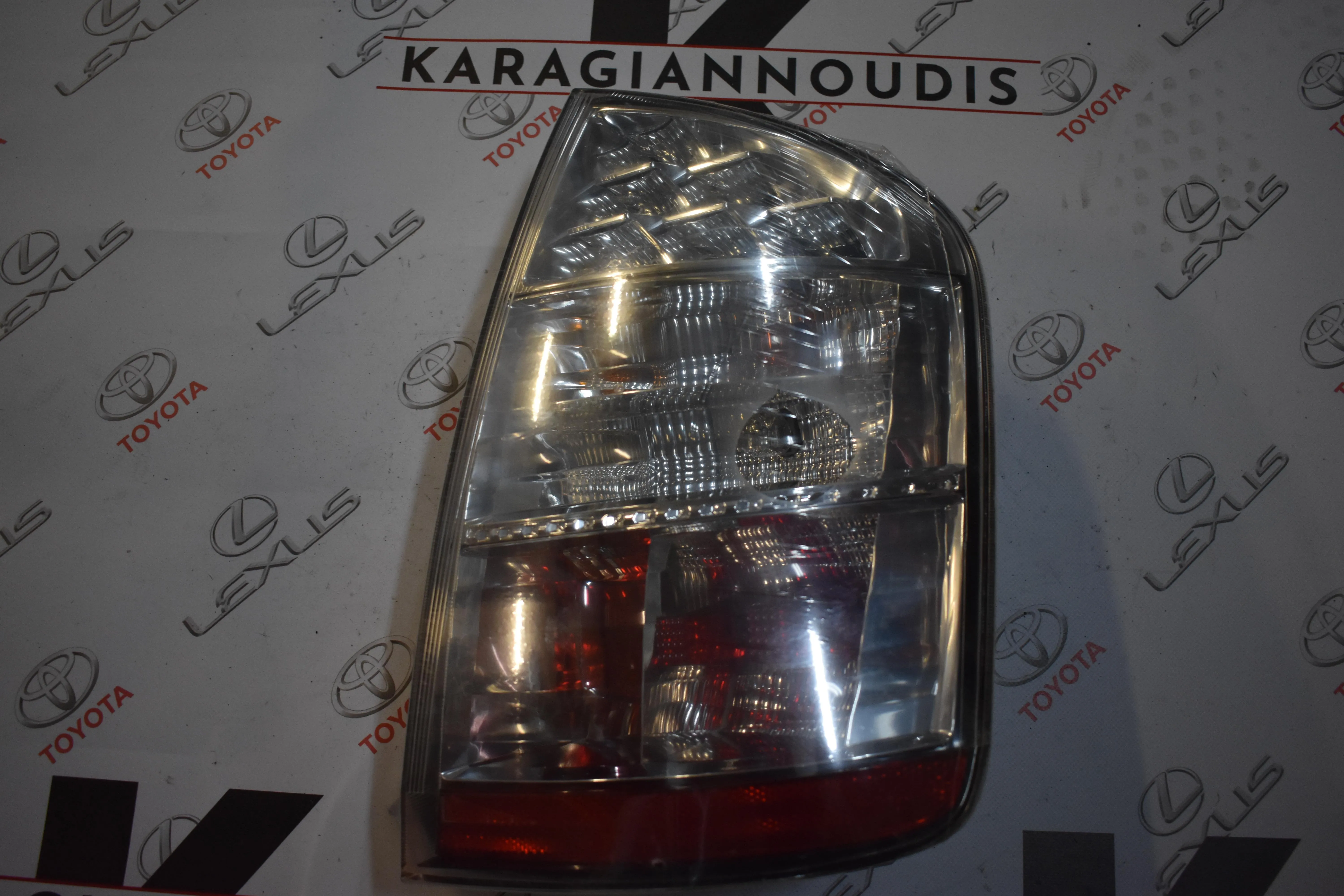 ΦΑΝΑΡΙ -Ο- ΔΕΞΙ Toyota Prius 2004 – 2009