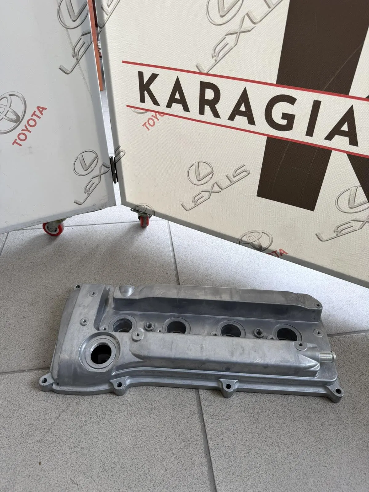 ΨΕΥΤΟΚΑΠΑΚΟ ΜΗΧΑΝΗΣ  Toyota RAV 4 2003 – 2008