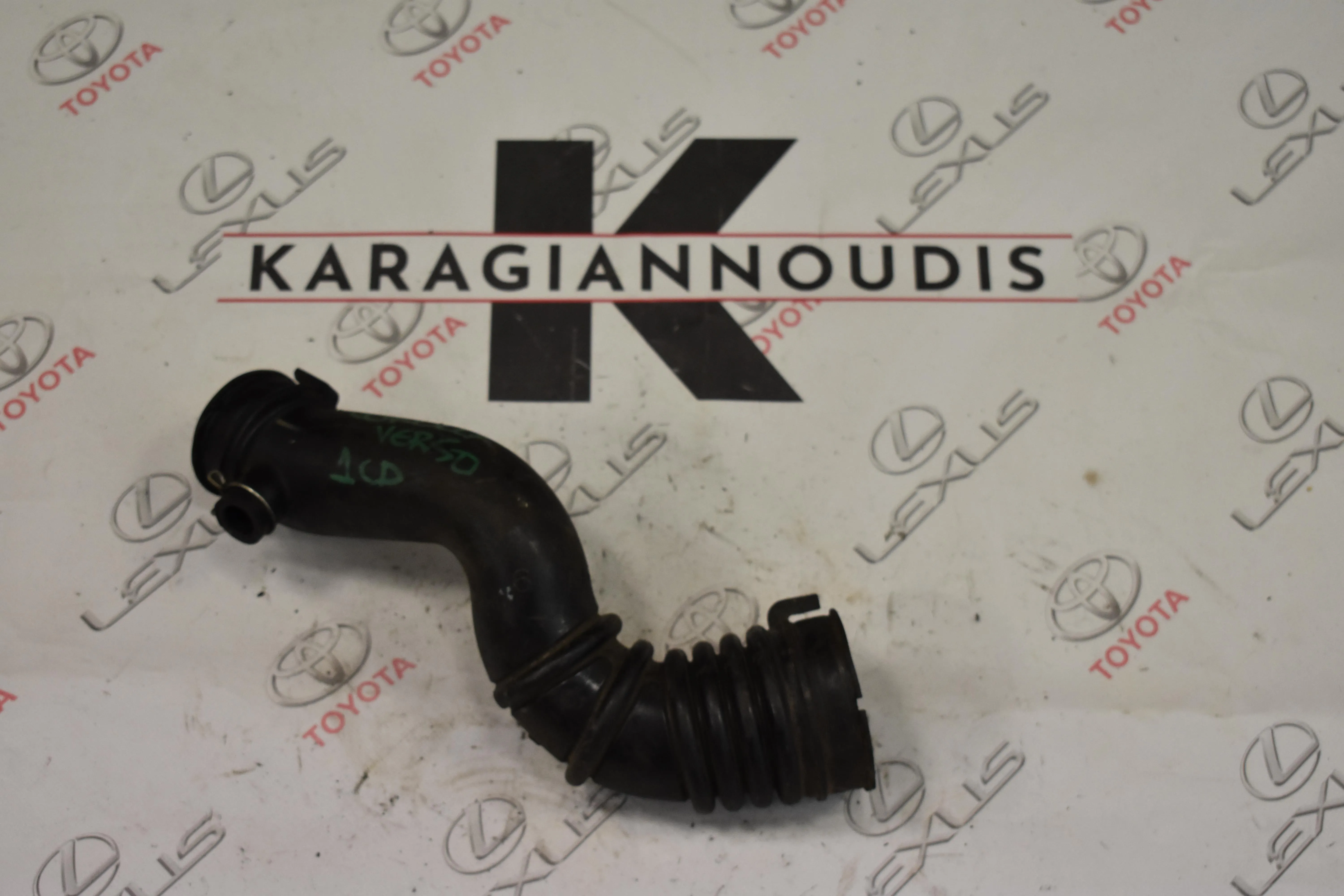 ΚΟΛΑΡΟ  Toyota COROLLA VERSO 2003 – 2009