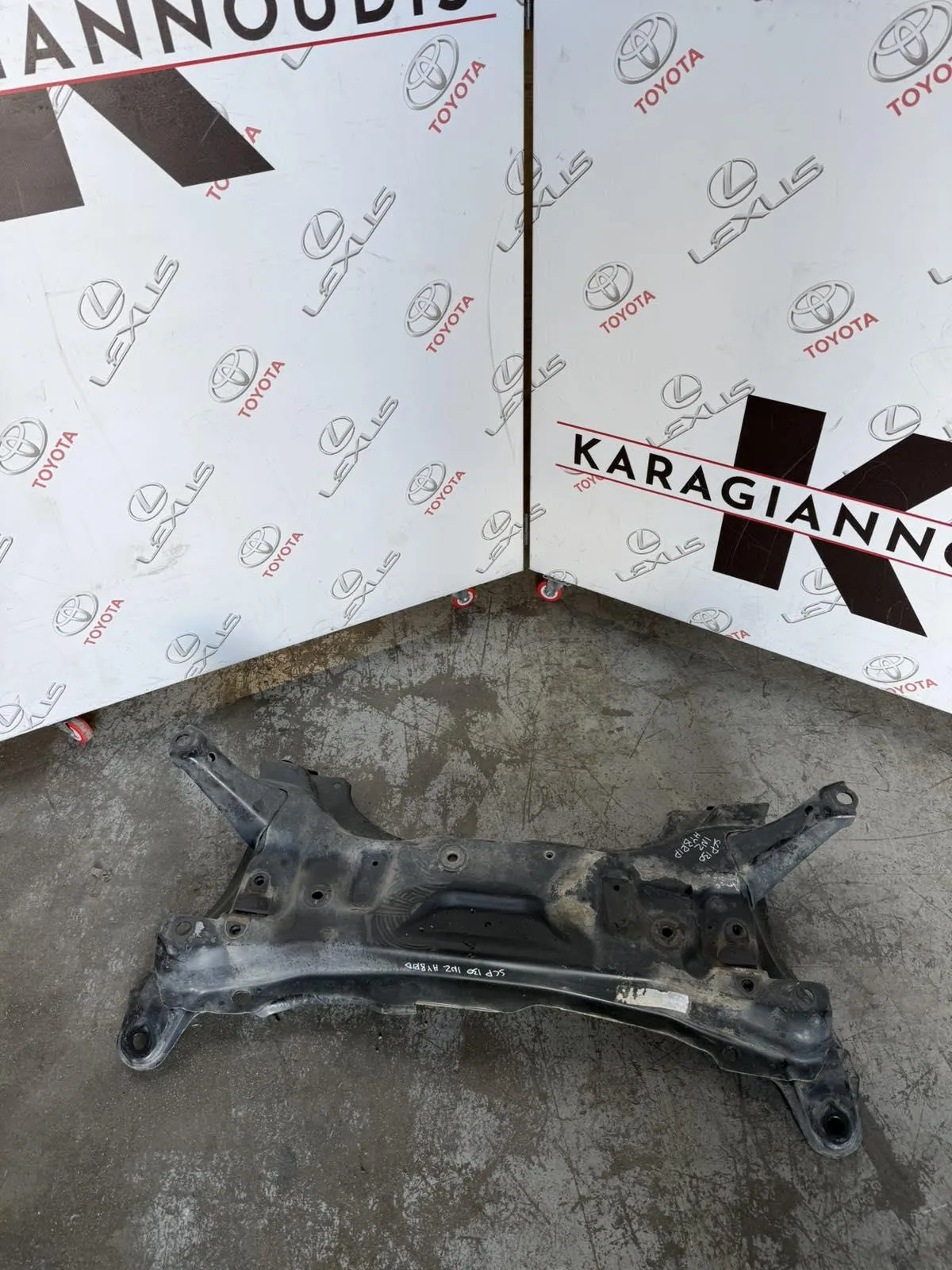 ΓΕΦΥΡΑ Toyota YARIS SCP130 HYBRID 2012 – 2019