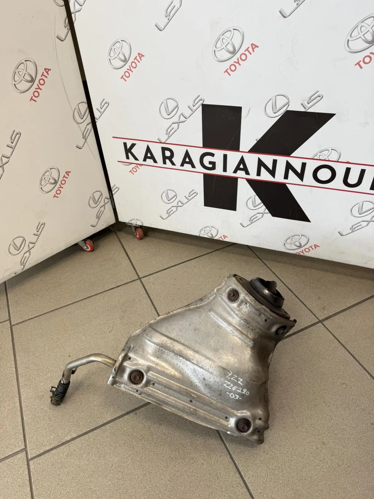 ΠΟΛΛΑΠΛΗ ΕΞΑΓΩΓΗΣ Toyota COROLLA ZZE120  2002 – 2007