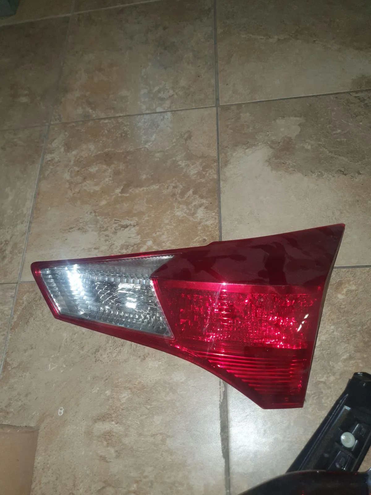 ΦΑΝΑΡΙ -Ο- ΔΕΞΙ ΤΖΑΜΟΠΟΡΤΑΣ  Toyota RAV 4 2013 – 2015
