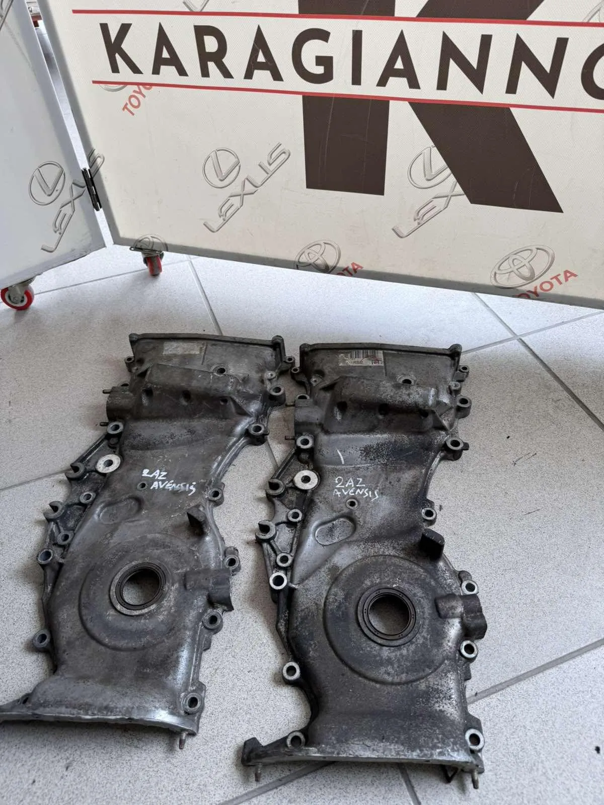 ΚΑΘΡΕΦΤΗΣ ΜΗΧΑΝΗΣ Toyota AVENSIS T25 2003 – 2008
