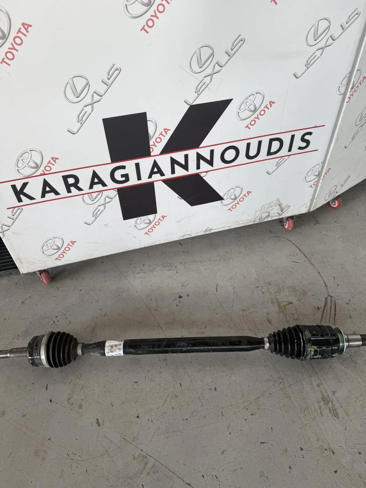 ΗΜΙΑΞΟΝΙΟ ΔΕΞΙ Toyota CHR 2024 – 2026