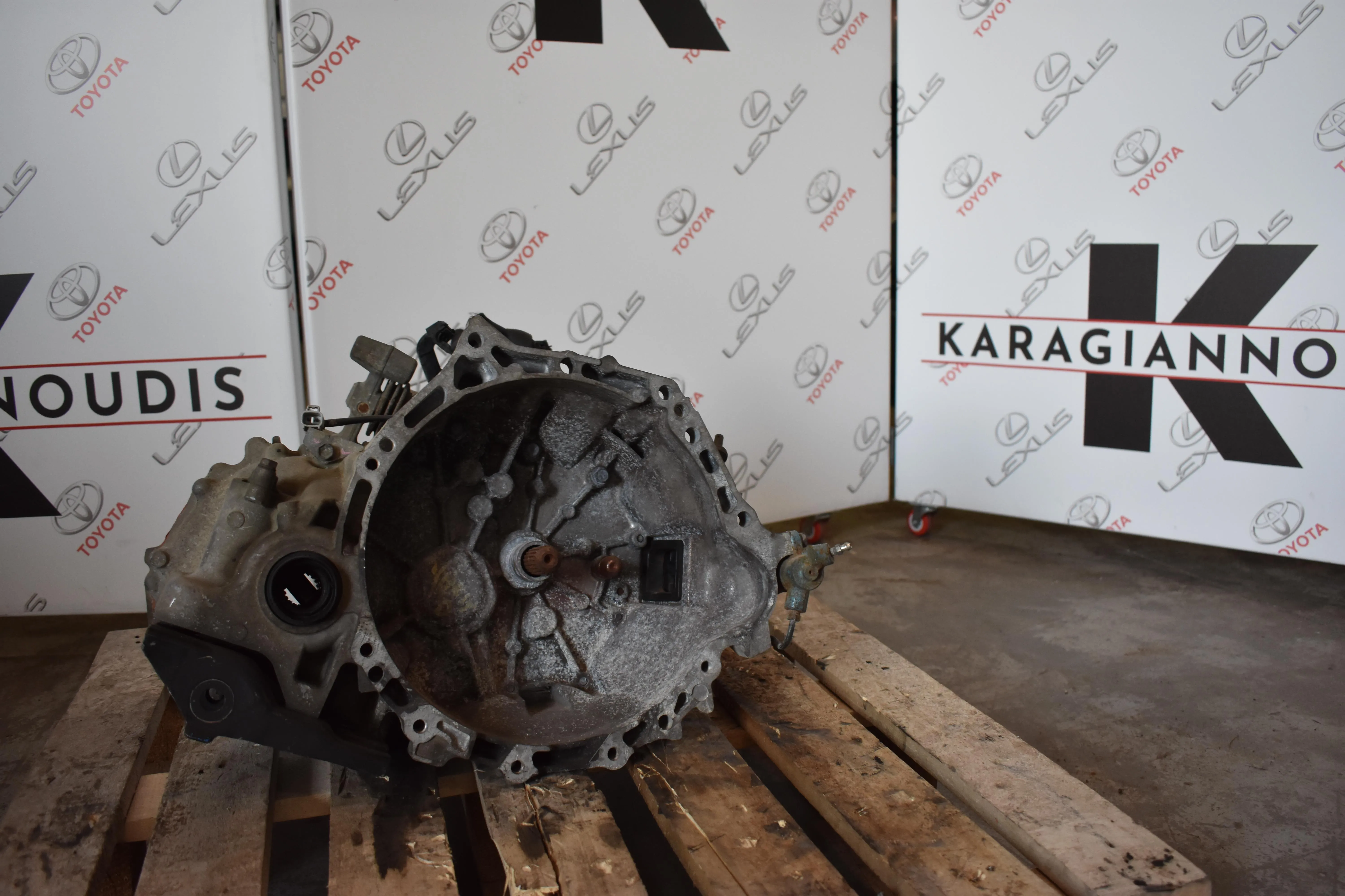 ΣΑΣΜΑΝ  Toyota YARIS SCP90 2006 – 2011