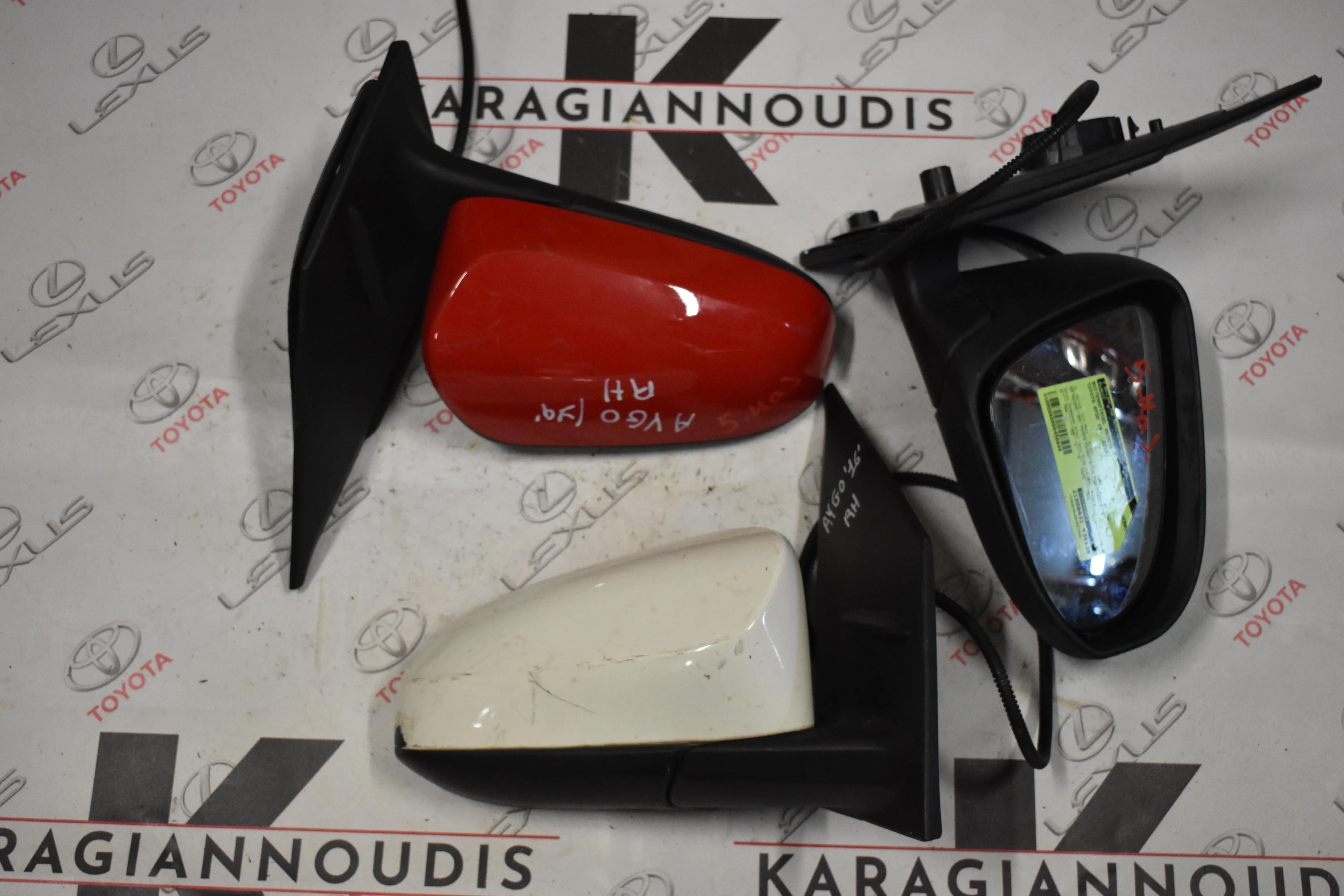 ΚΑΘΡΕΠΤΗΣ ΔΕΞΙΟΣ 5ΚΑΛ Toyota Aygo 2016 – 2021