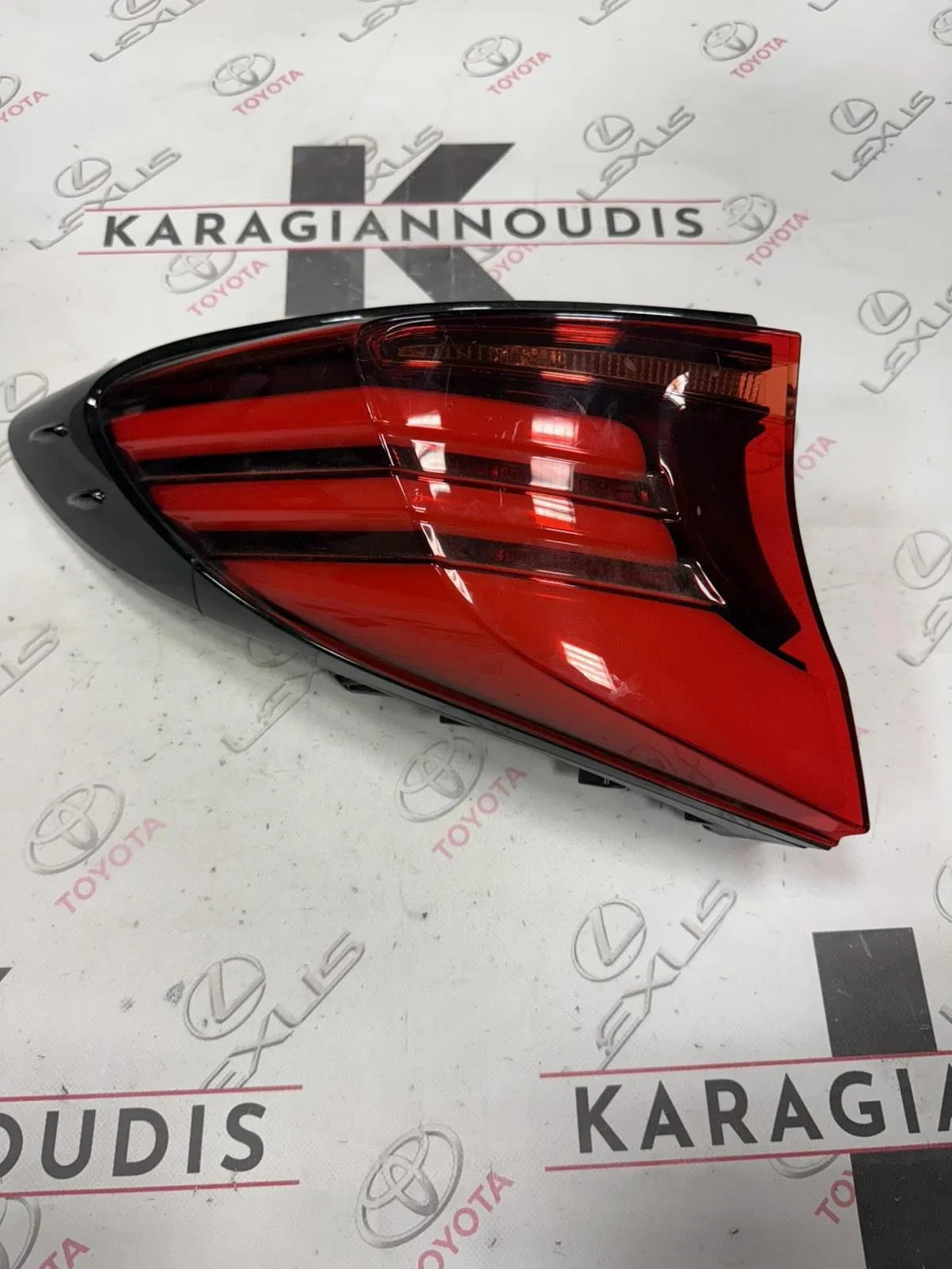ΦΑΝΑΡΙ -Ο- ΑΡΙΣΤΕΡΟ Toyota CHR 2020 – 2023