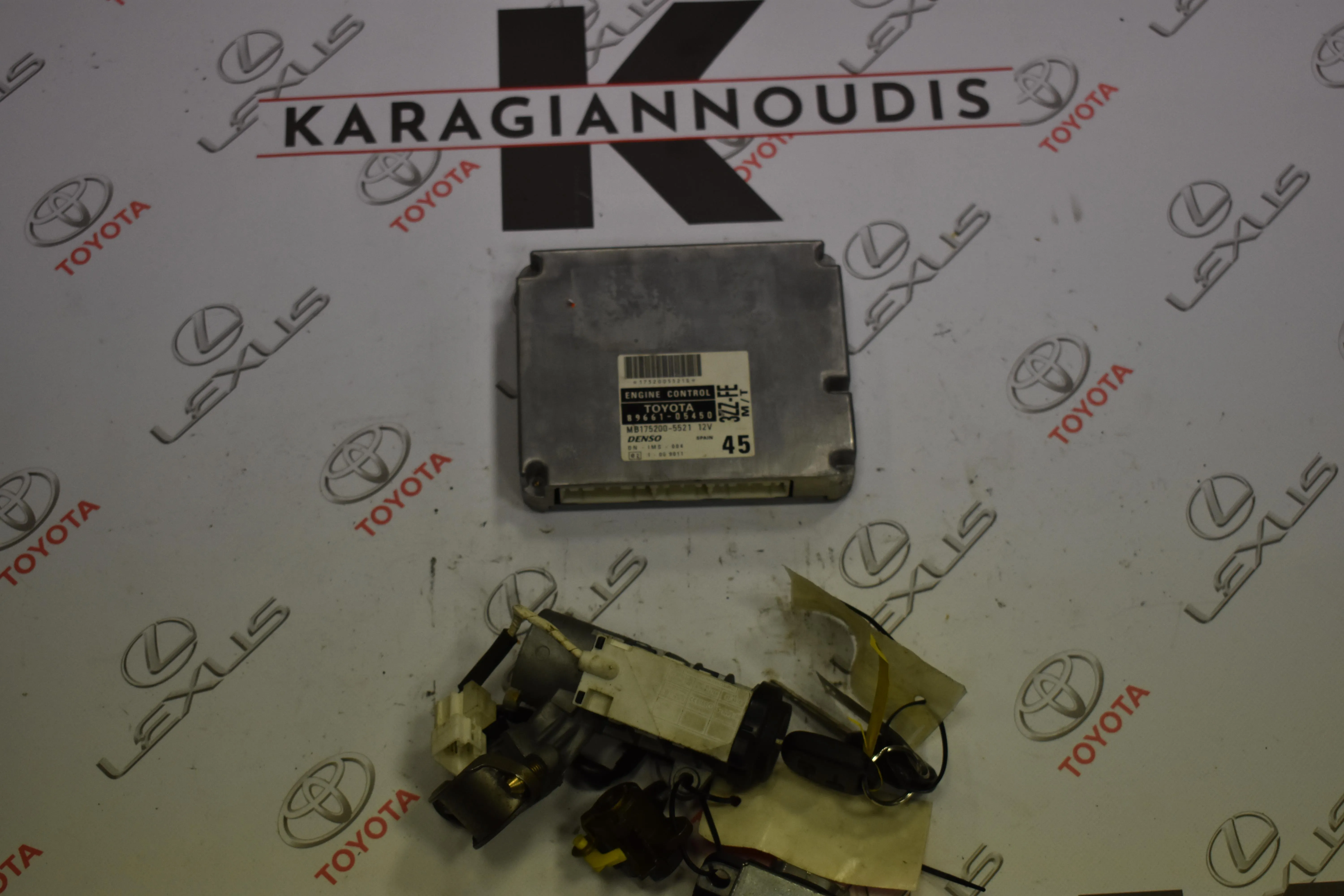 ΕΓΚΈΦΑΛΟΣ + ΚΊΤ Toyota Avensis 1997 – 2002