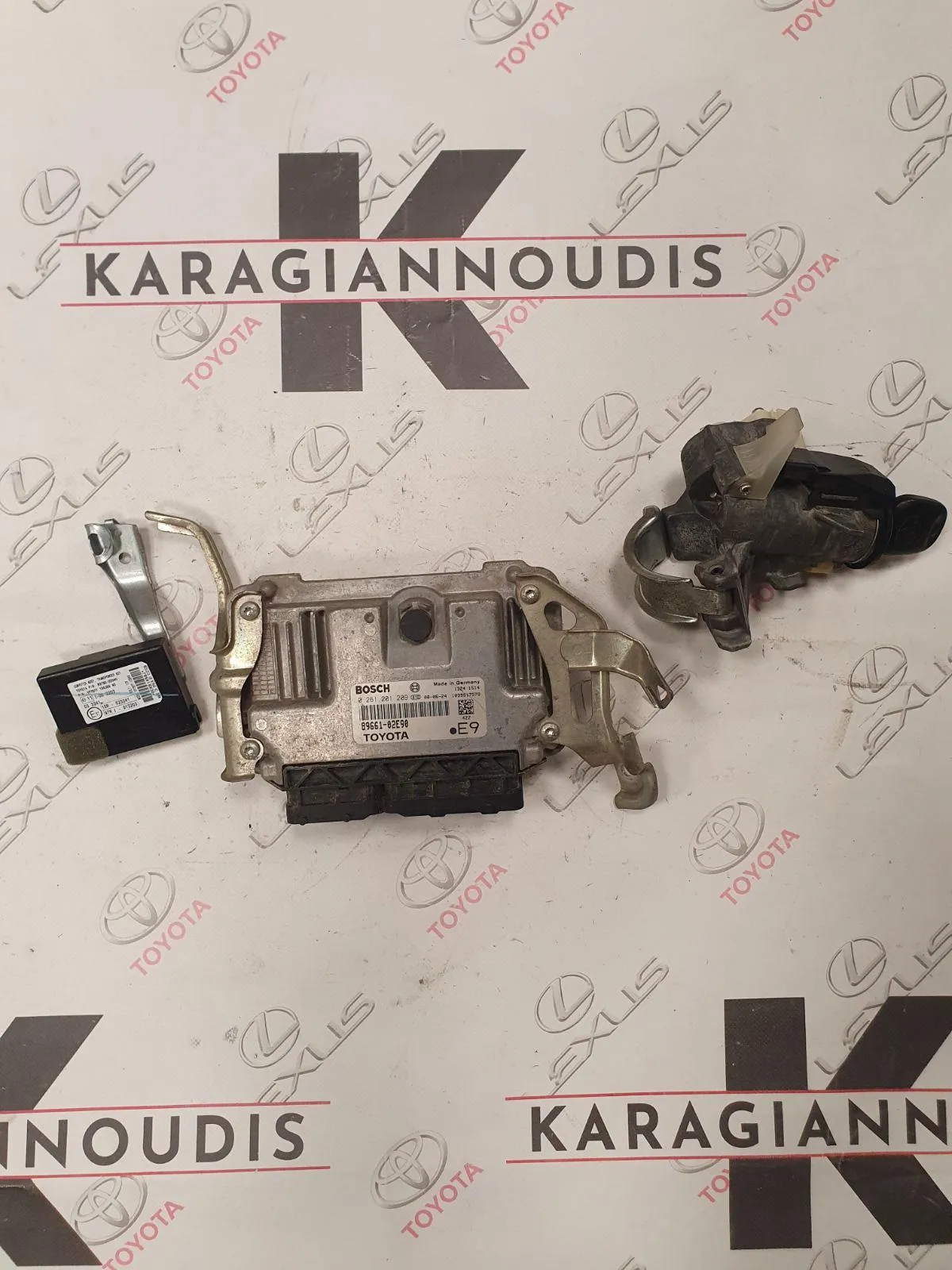 ΕΓΚΈΦΑΛΟΣ + ΚΊΤ Toyota Auris 2007 – 2012