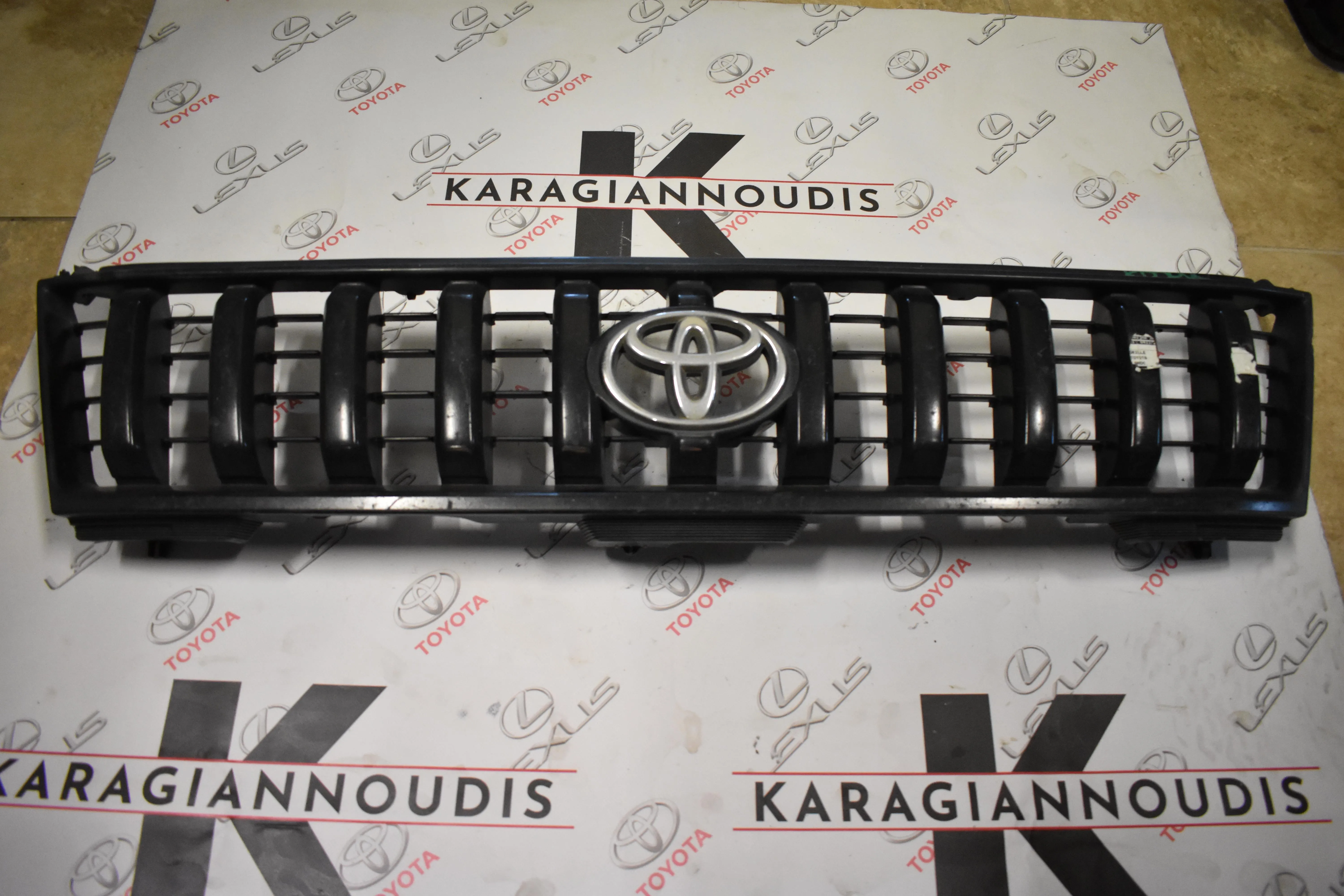 ΜΑΣΚΑ  Toyota LAND CRUISER  KDJ95 1996 – 2002