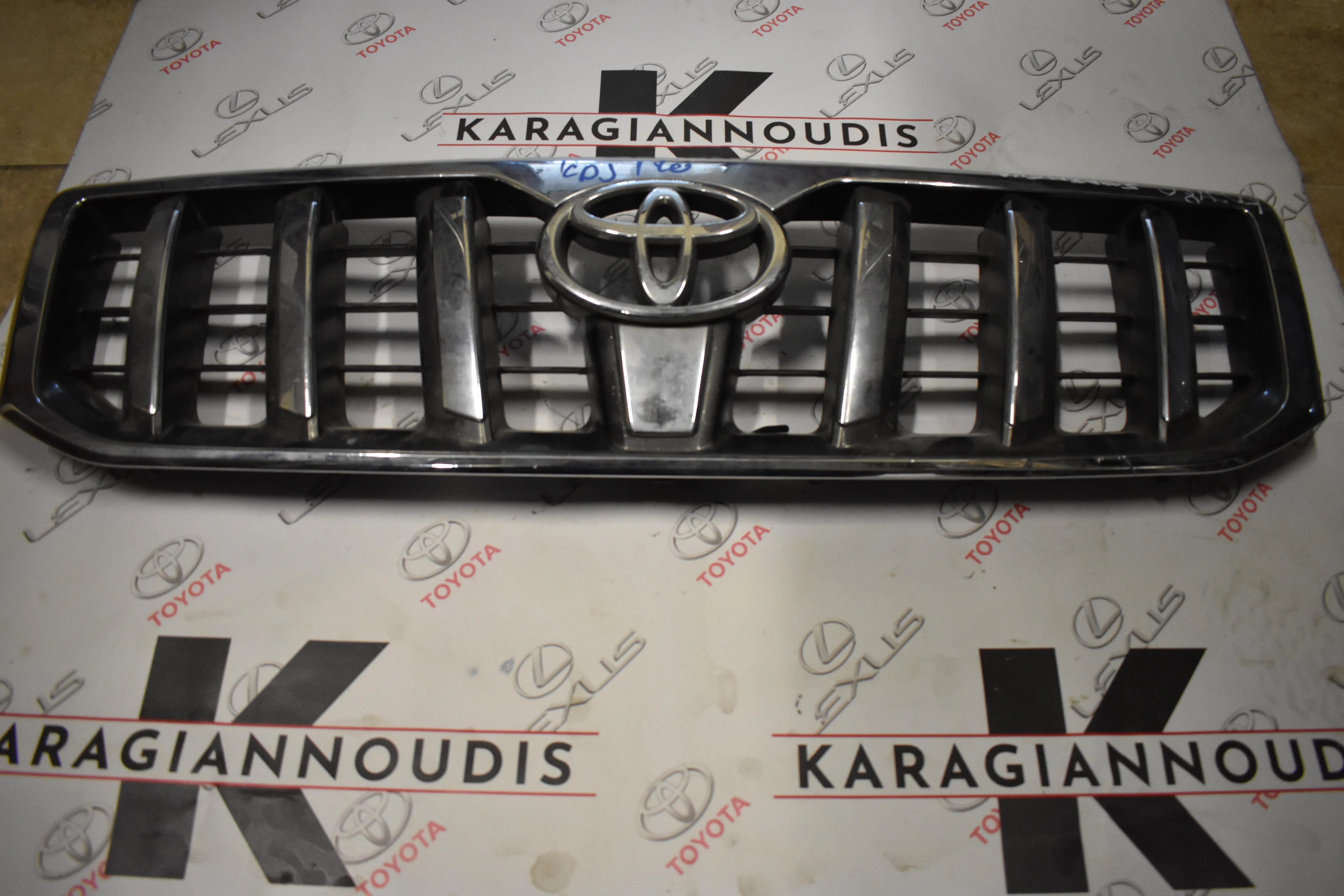 ΜΑΣΚΑ Toyota LAND CRUISER KDJ120 2004 – 2009
