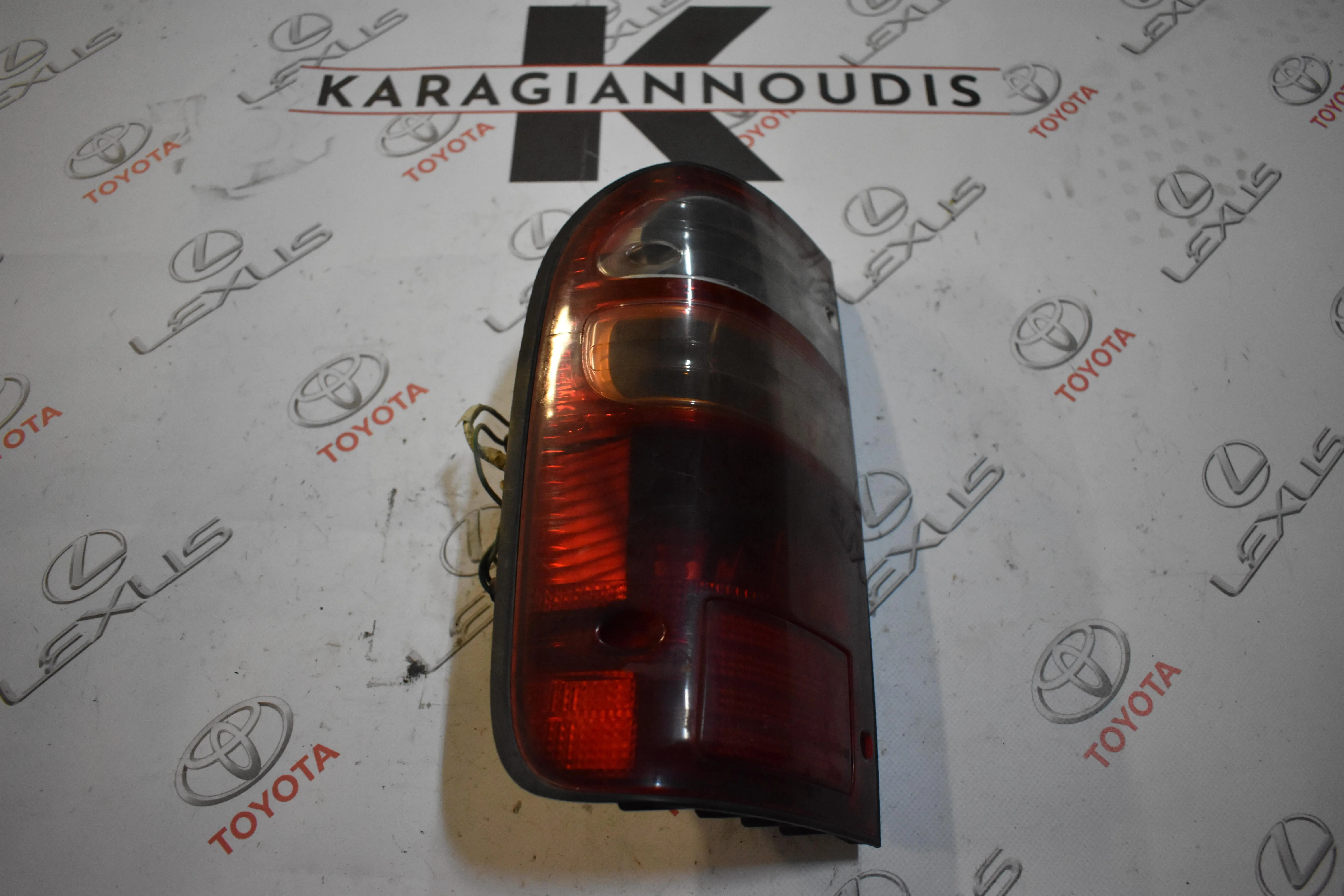ΦΑΝΑΡΙ -Ο- ΑΡΙΣΤΕΡΟ Toyota HILUX  KDN170 2002 – 2005
