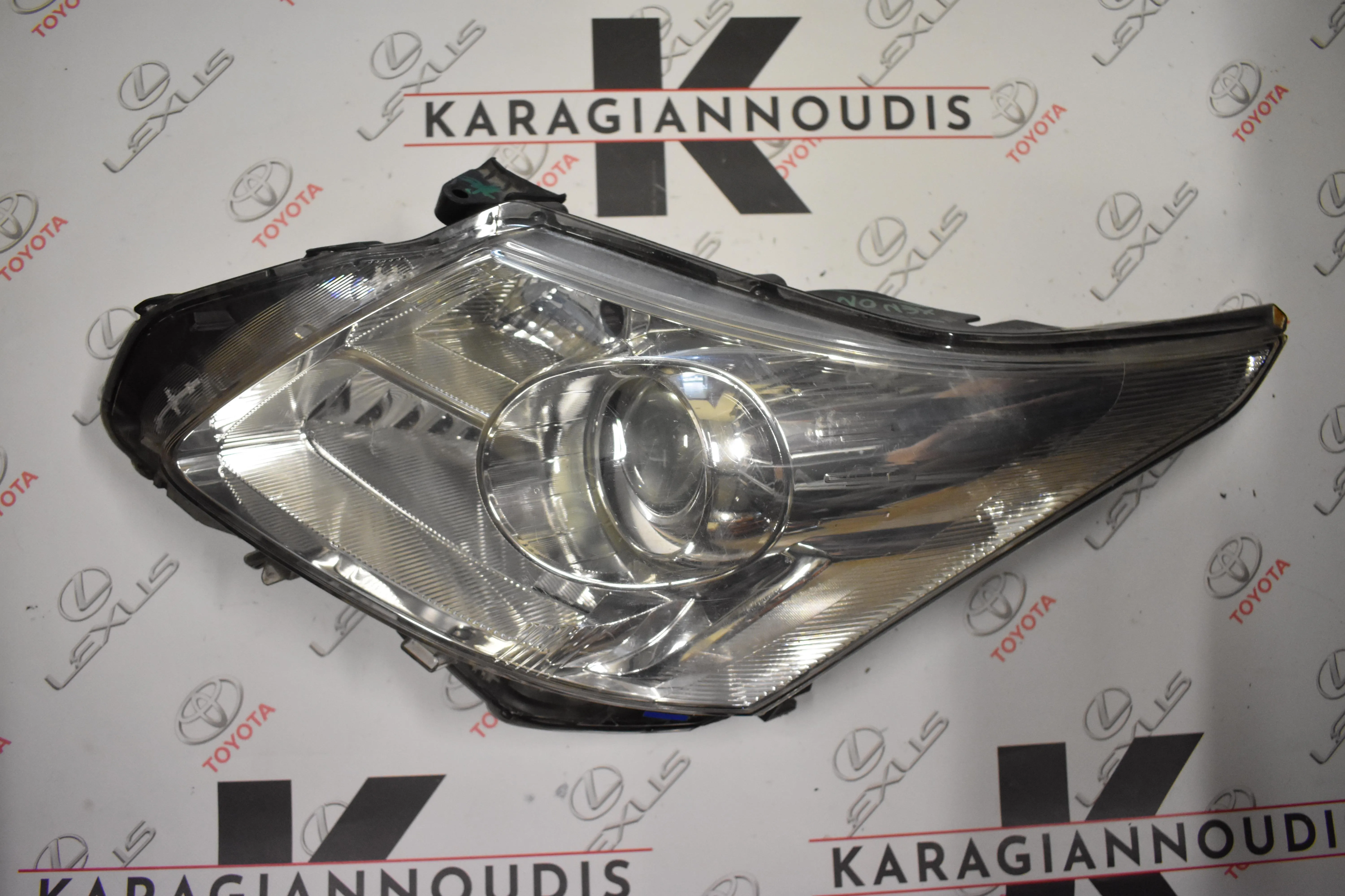 ΦΑΝΑΡΙ -Ε- ΑΡΙΣΤΕΡΟ Toyota AVENSIS T27 2008 – 2010