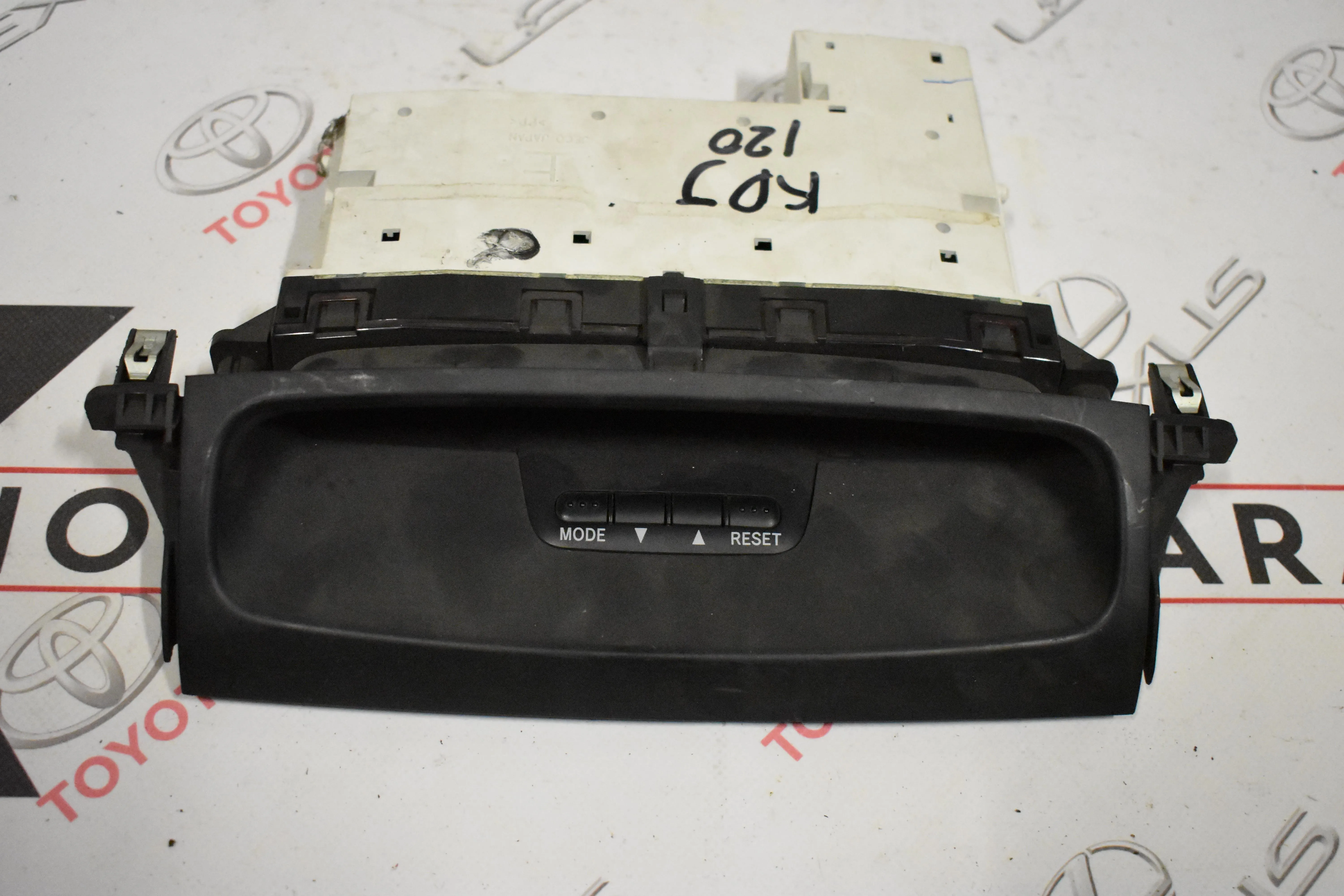 ΟΘΟΝΗ Toyota LAND CRUISER KDJ120 2003 – 2009
