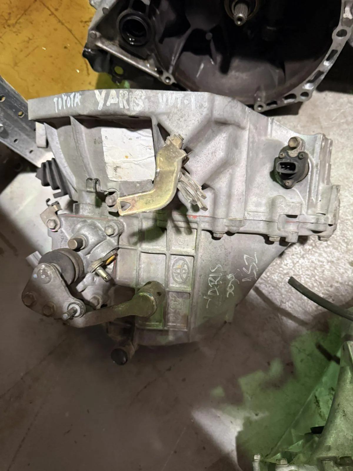 ΣΑΣΜΑΝ Toyota YARIS SCP90 2006 – 2011
