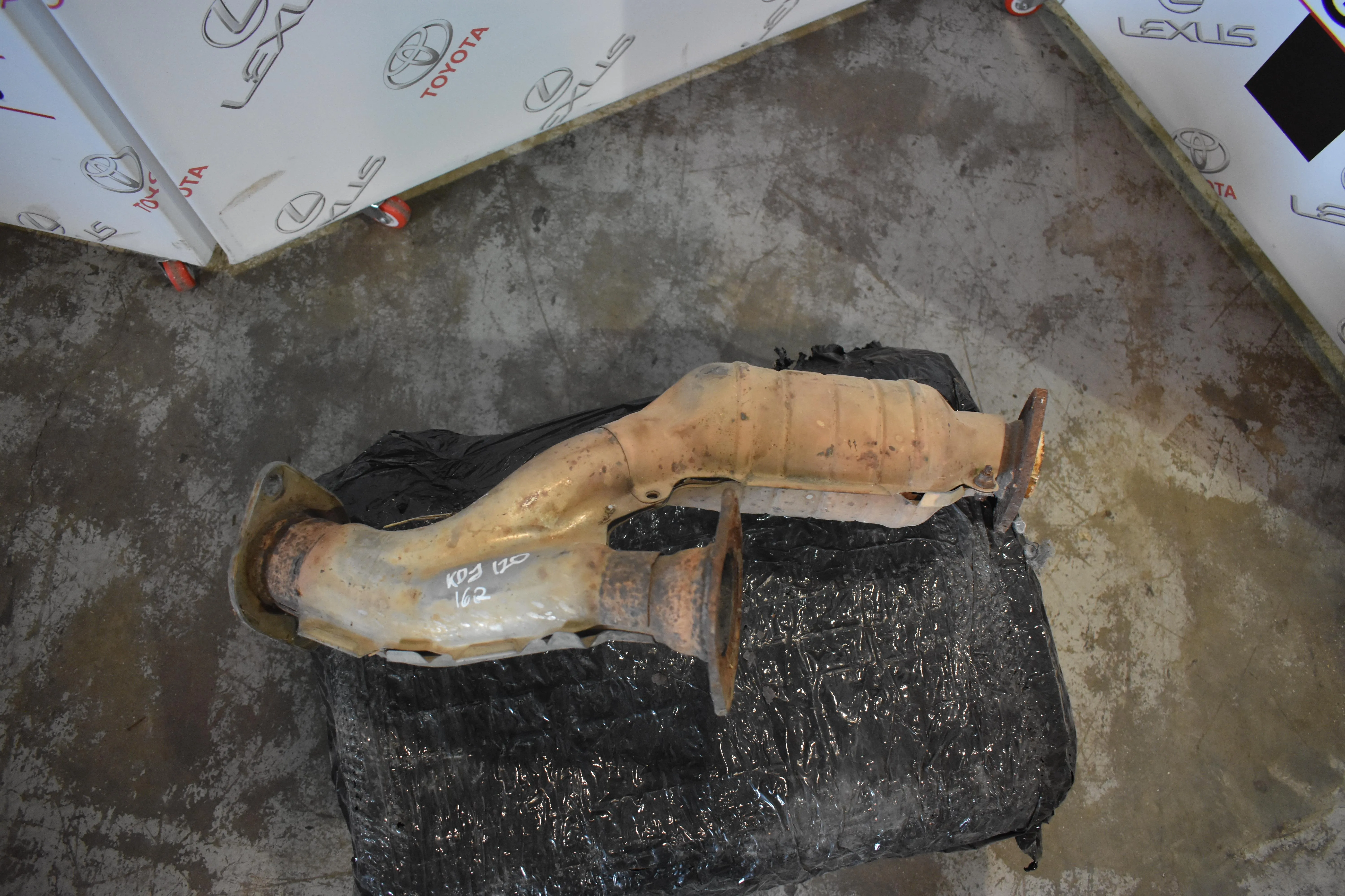 ΕΞΑΤΜΙΣΗ  Toyota LAND CRUISER KDJ120 2003 – 2009