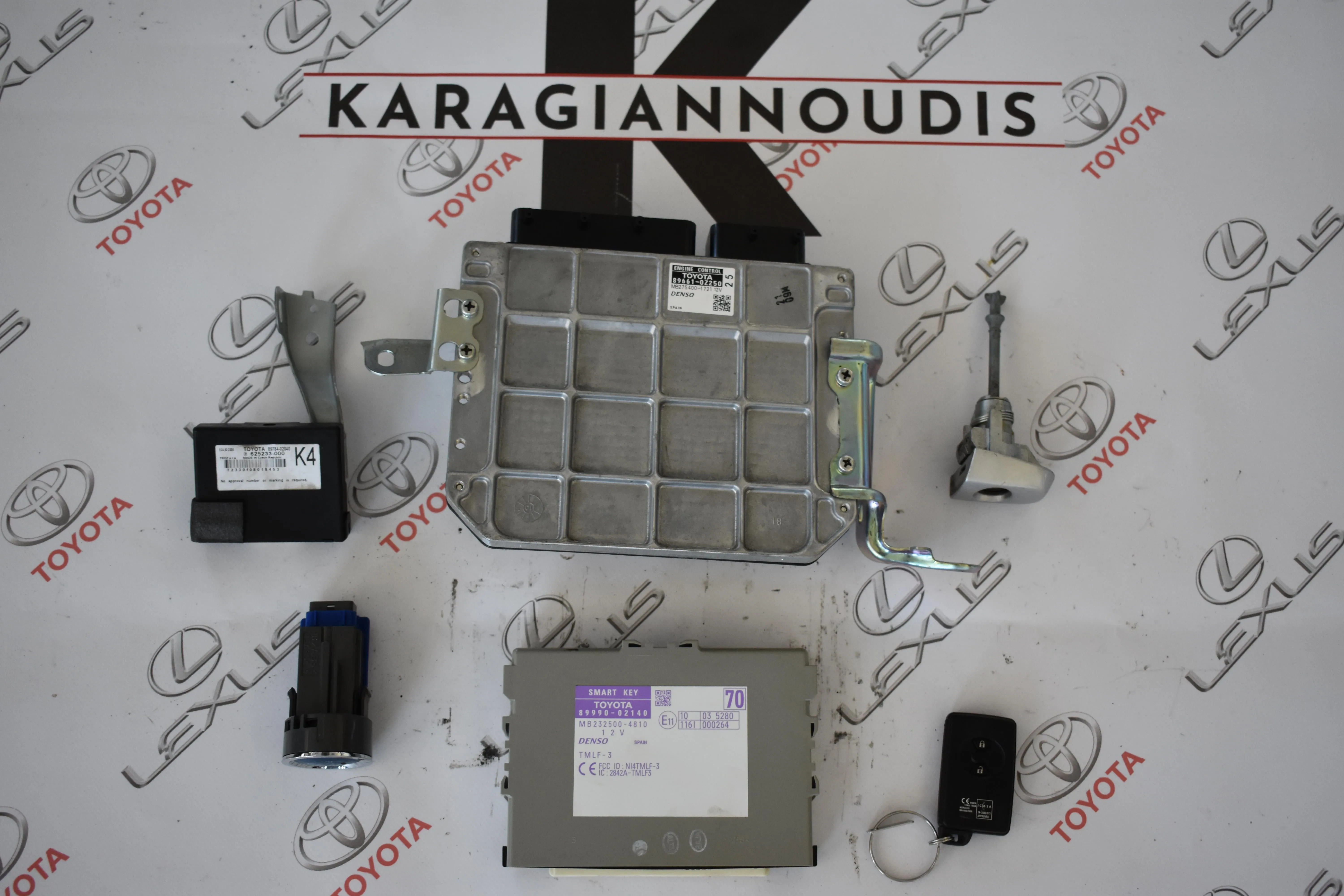 ΕΓΚΈΦΑΛΟΣ + ΚΊΤ Toyota AURIS HYBRID 2010 – 2012