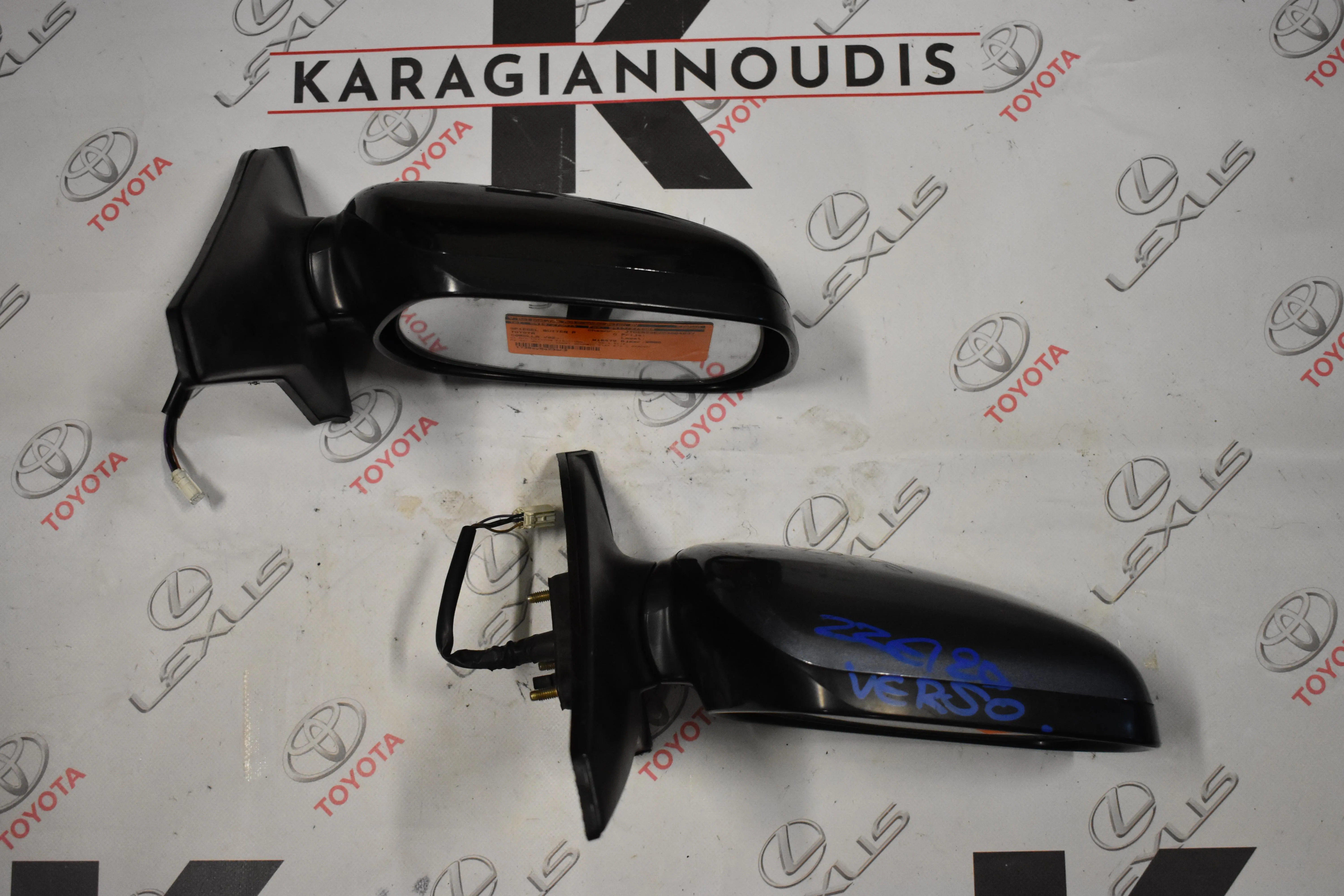 ΚΑΘΡΕΠΤΗΣ ΔΕΞΙΟΣ 5ΚΑΛ Toyota COROLLA VERSO 2002 – 2004